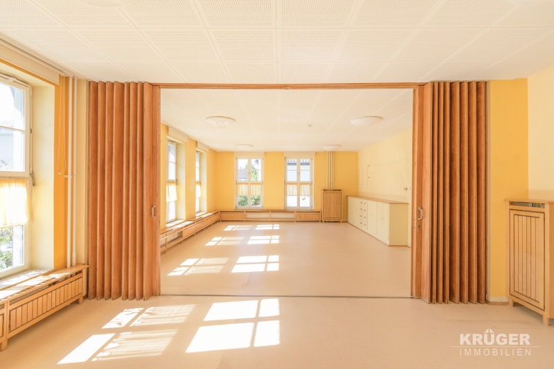 Gewerbeeinheit 2