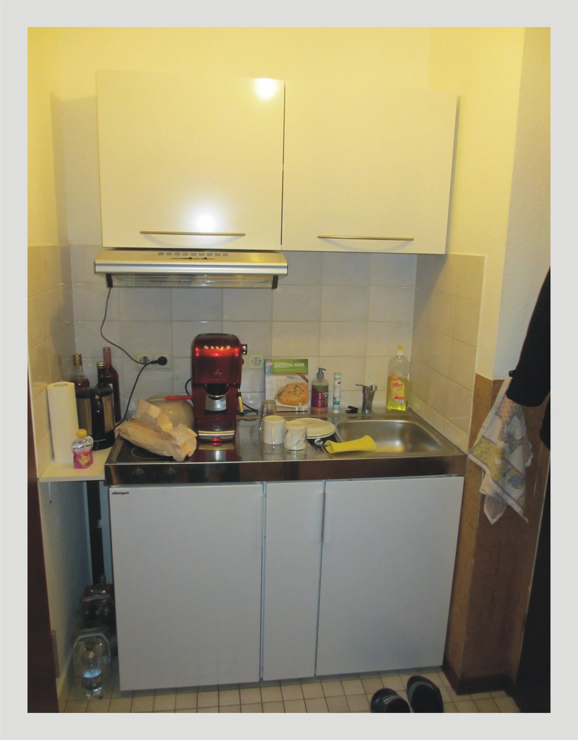Karlsruhe-Durlach / gemütliche 2-Zimmer-Wohnung mit Balkon, Pantryküche & Duplexparker in toller Lage / bezugsfrei ab 01.04.2014