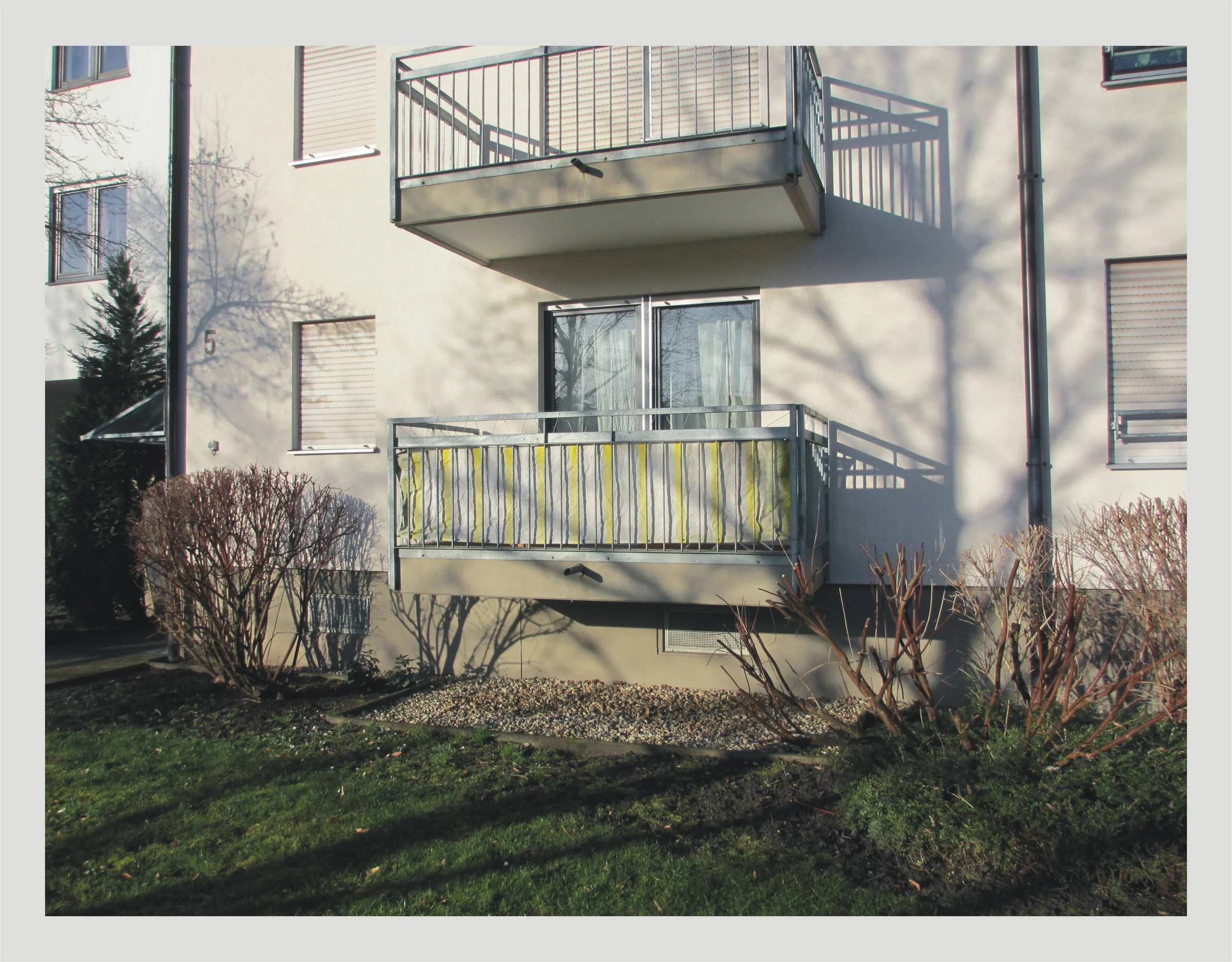Karlsruhe-Durlach / gemütliche 2-Zimmer-Wohnung mit Balkon, Pantryküche & Duplexparker in toller Lage / bezugsfrei ab 01.04.2014