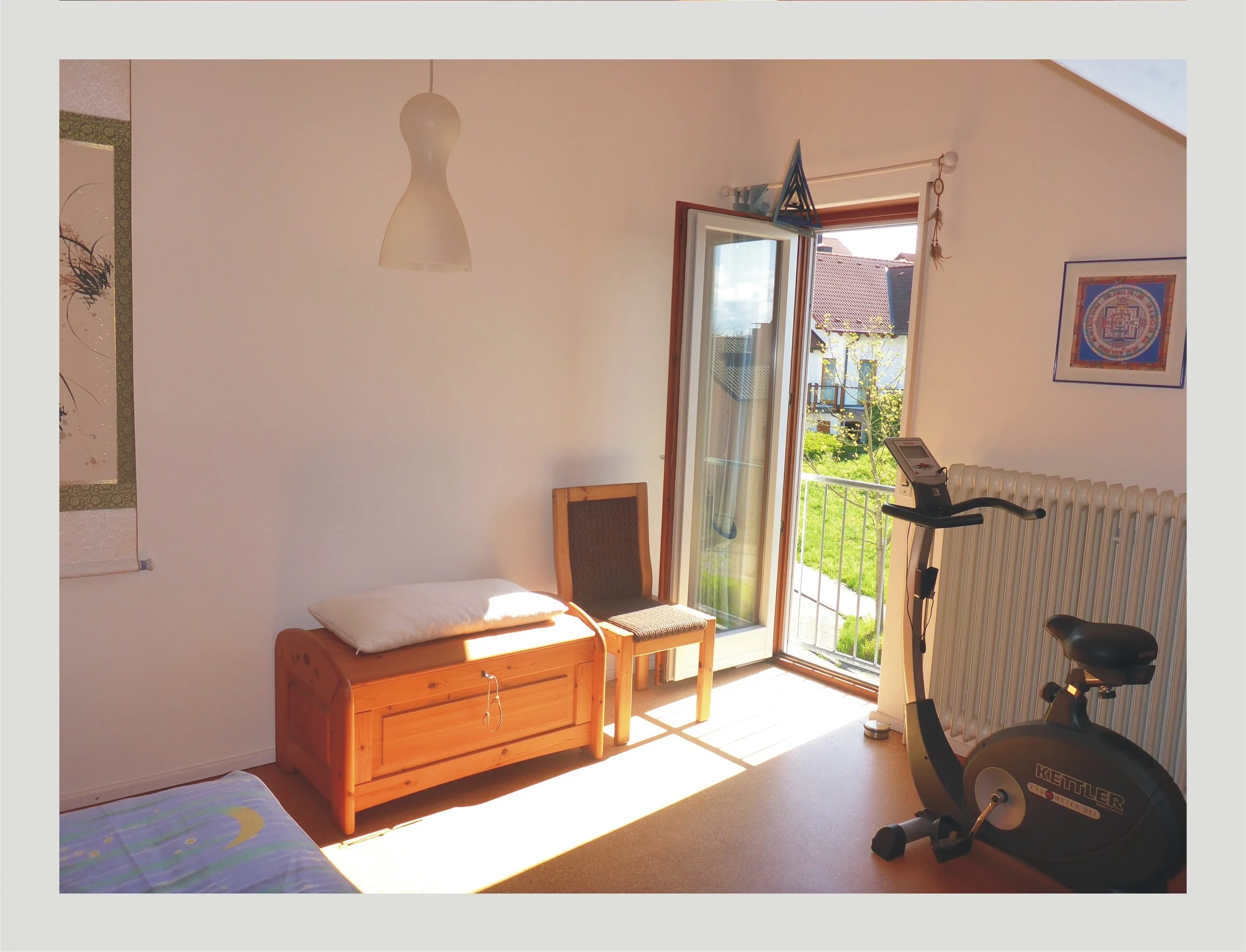 Pfinztal-Berghausen / familienfreundliches und helles Reihenendhaus mit EBK, schönem Garten, Terrasse und Garage, uvm. / zeitnah freiwerdend