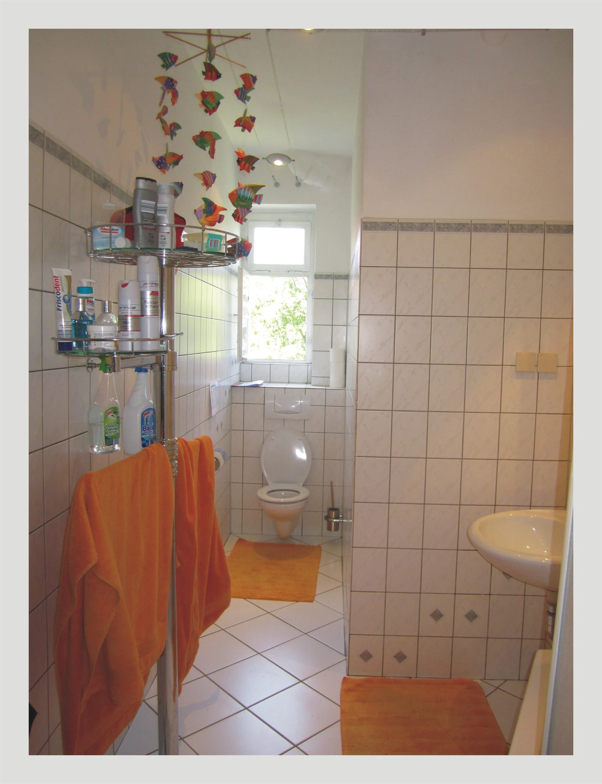 KA-Weststadt / vermietete 3-Zi-Altbau-Whg mit großzügigem Balkon, Loggia und eigenem Garten in zentraler Lage