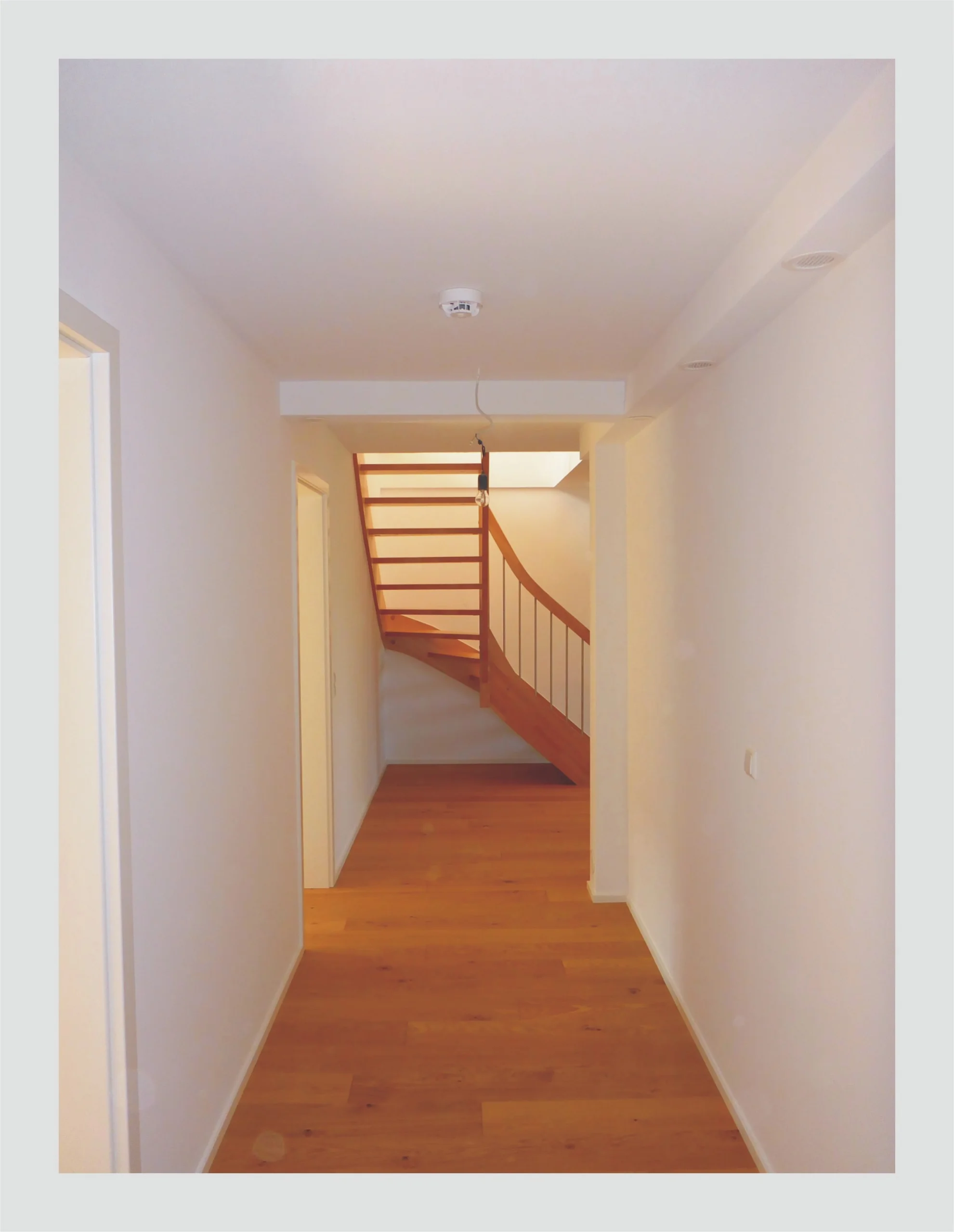 Erstbezug nach Sanierung / hochwertige und helle 6-Zi-DG-Maisonette-Studio-Whg mit Balkon, Dachterrasse, Garten uvm. in direkter Nähe zur Günther-Klotz-Anlage