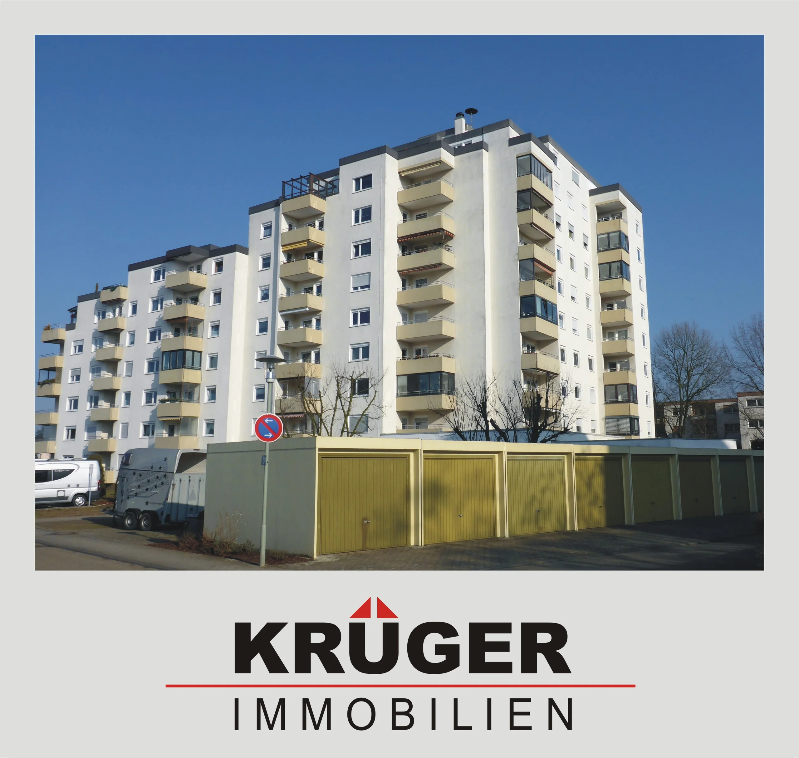 helle & gut geschnittene 3-Zi-Wohnung mit Süd-West-Loggia, Weitblick und Garage / sofort bezugsfrei