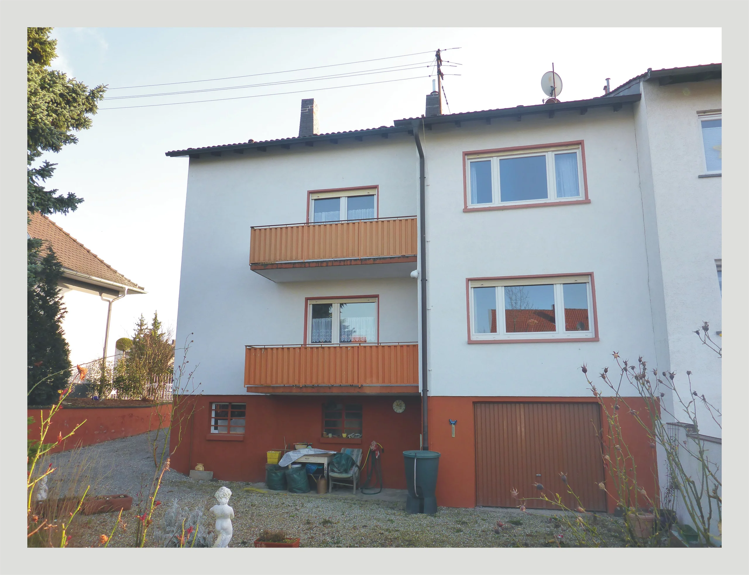 Philippsburg / helles und gepflegtes Zweifamilienhaus mit Garage und großzügigem Gartenbereich / sofort bezugsfrei