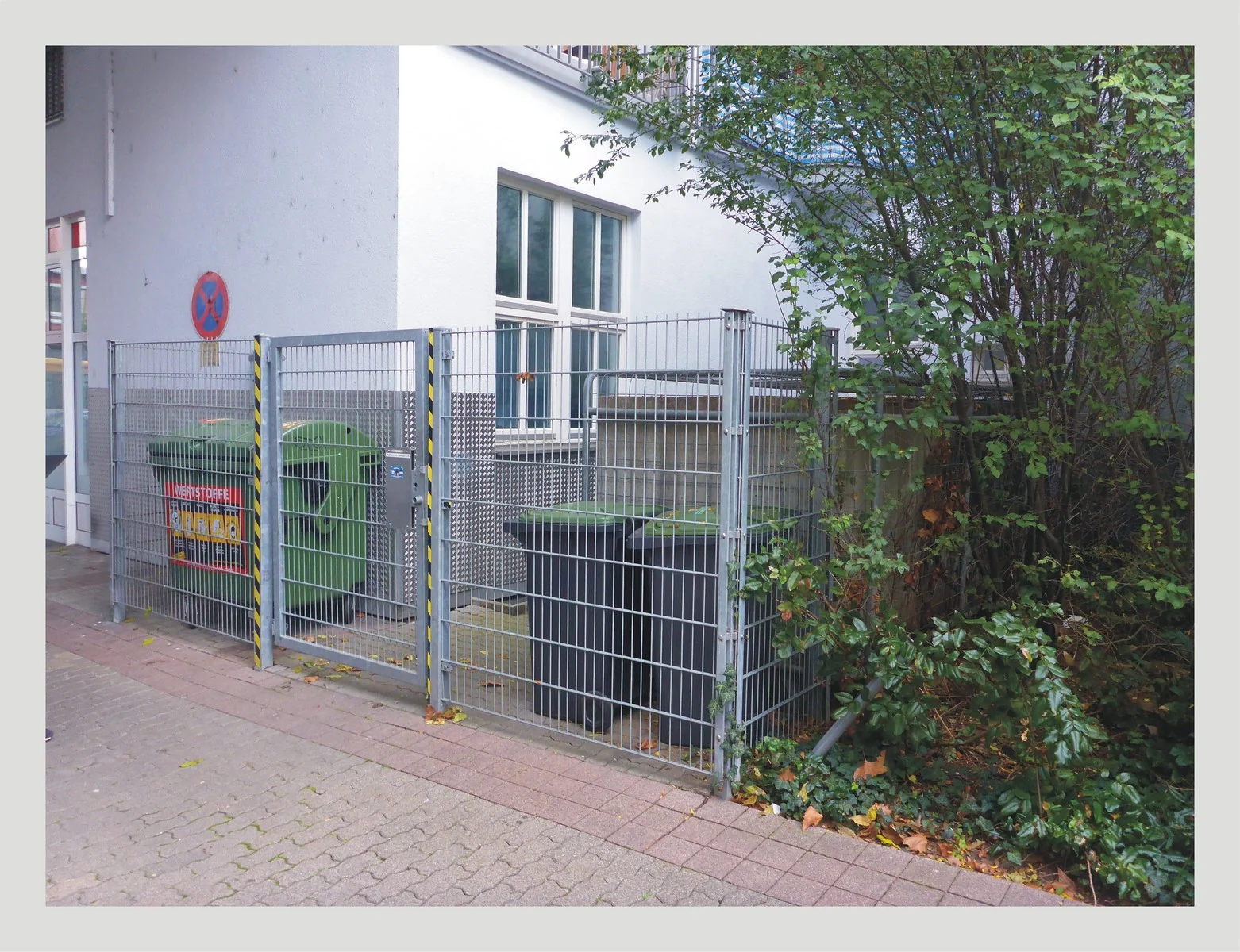 KA-Südweststadt - in zentrumsnaher Lage / 1-Zi-Wohnung mit Terrasse, EBK und großzügigem TG-Stellplatz / derzeit vermietet