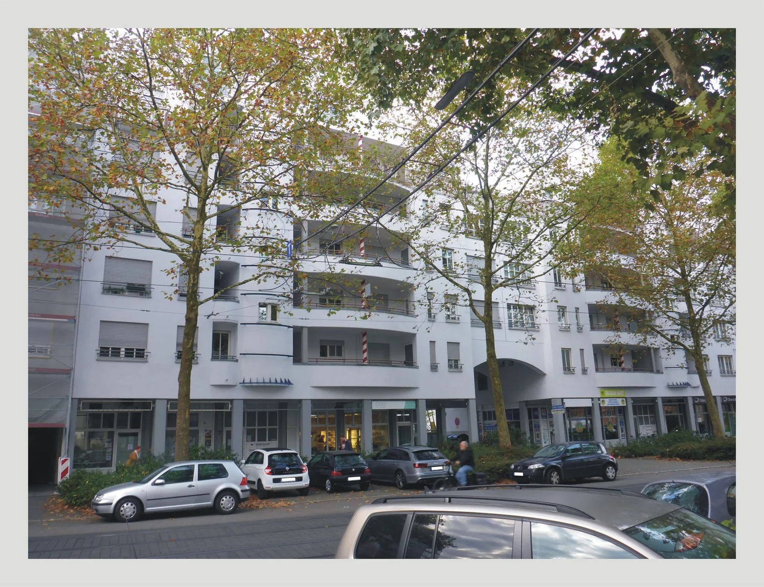 KA-Südweststadt - in zentrumsnaher Lage / 1-Zi-Wohnung mit Terrasse, EBK und großzügigem TG-Stellplatz / derzeit vermietet
