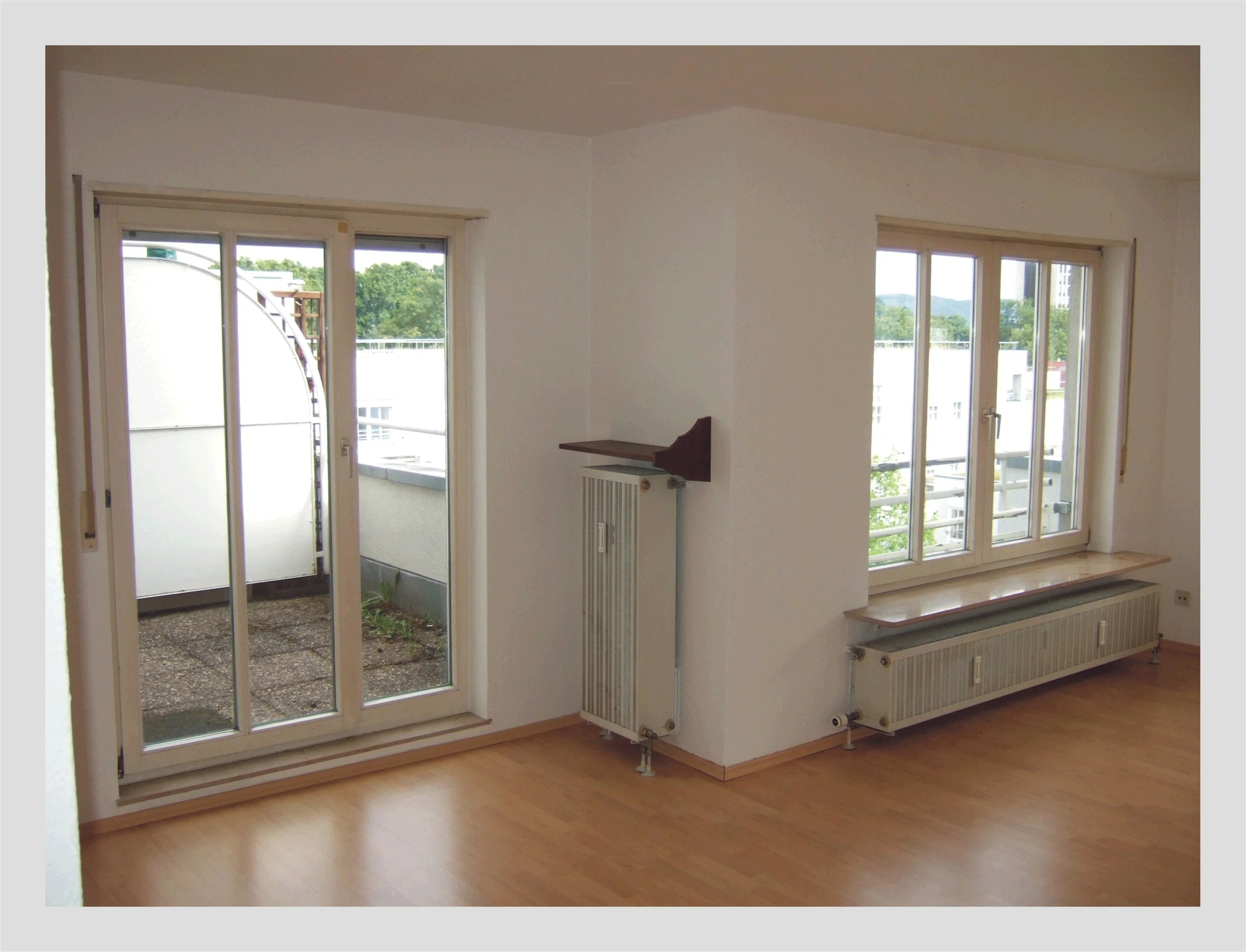 KA-Südweststadt - in zentrumsnaher Lage / 1-Zi-Wohnung mit Terrasse, EBK und großzügigem TG-Stellplatz / derzeit vermietet