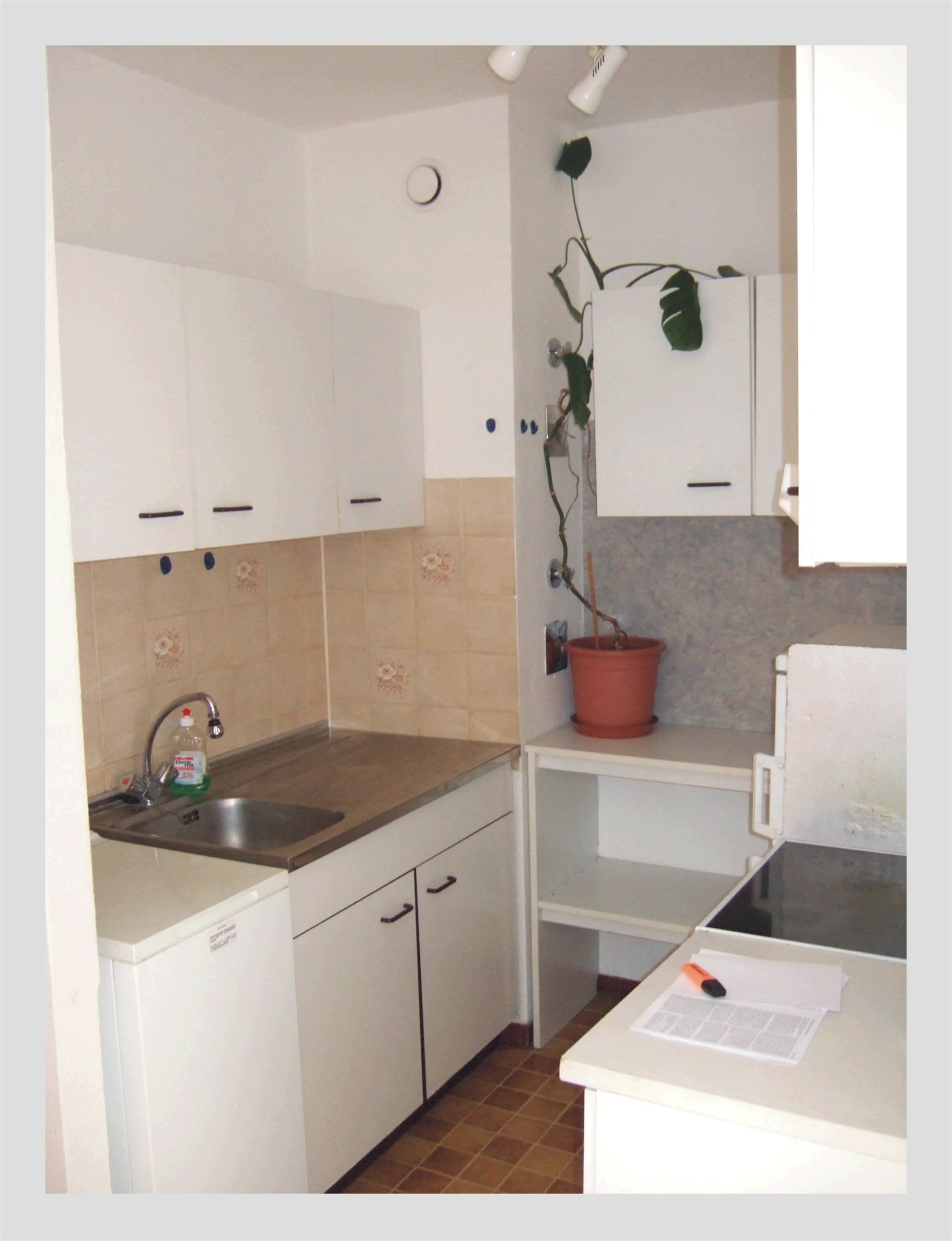 KA-Südweststadt - in zentrumsnaher Lage / 1-Zi-Wohnung mit Terrasse, EBK und großzügigem TG-Stellplatz / derzeit vermietet