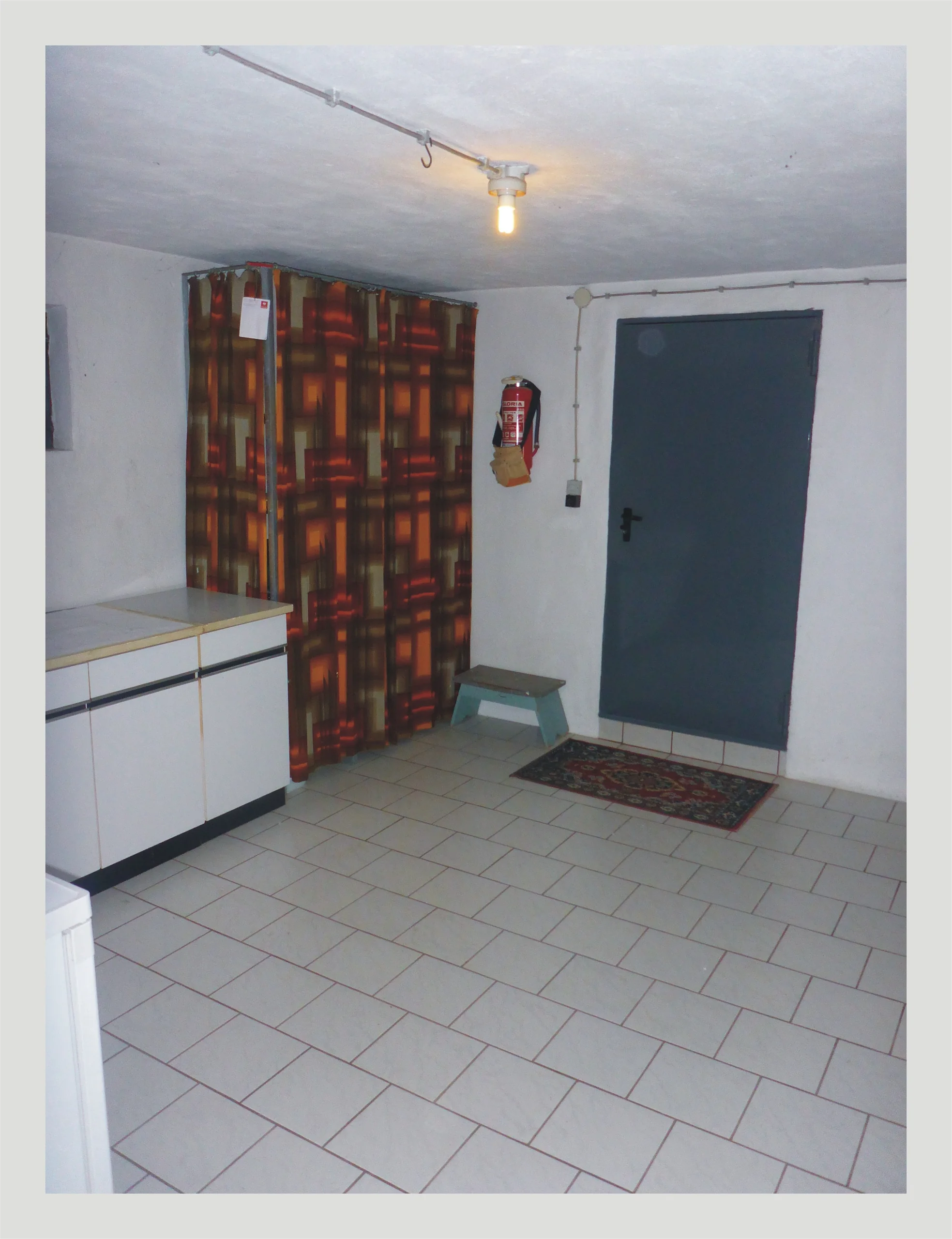 KA-Grünwettersbach / gepflegtes 2-Familienhaus mit Doppelgarage und schönem Grundstück in ruhiger Hangwohnlage / EG-bezugsfrei