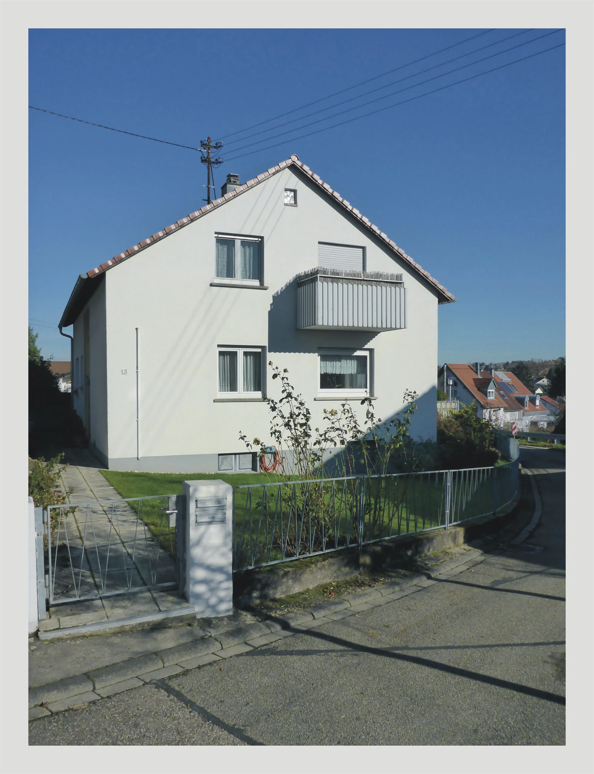 KA-Grünwettersbach / gepflegtes 2-Familienhaus mit Doppelgarage und schönem Grundstück in ruhiger Hangwohnlage / EG-bezugsfrei