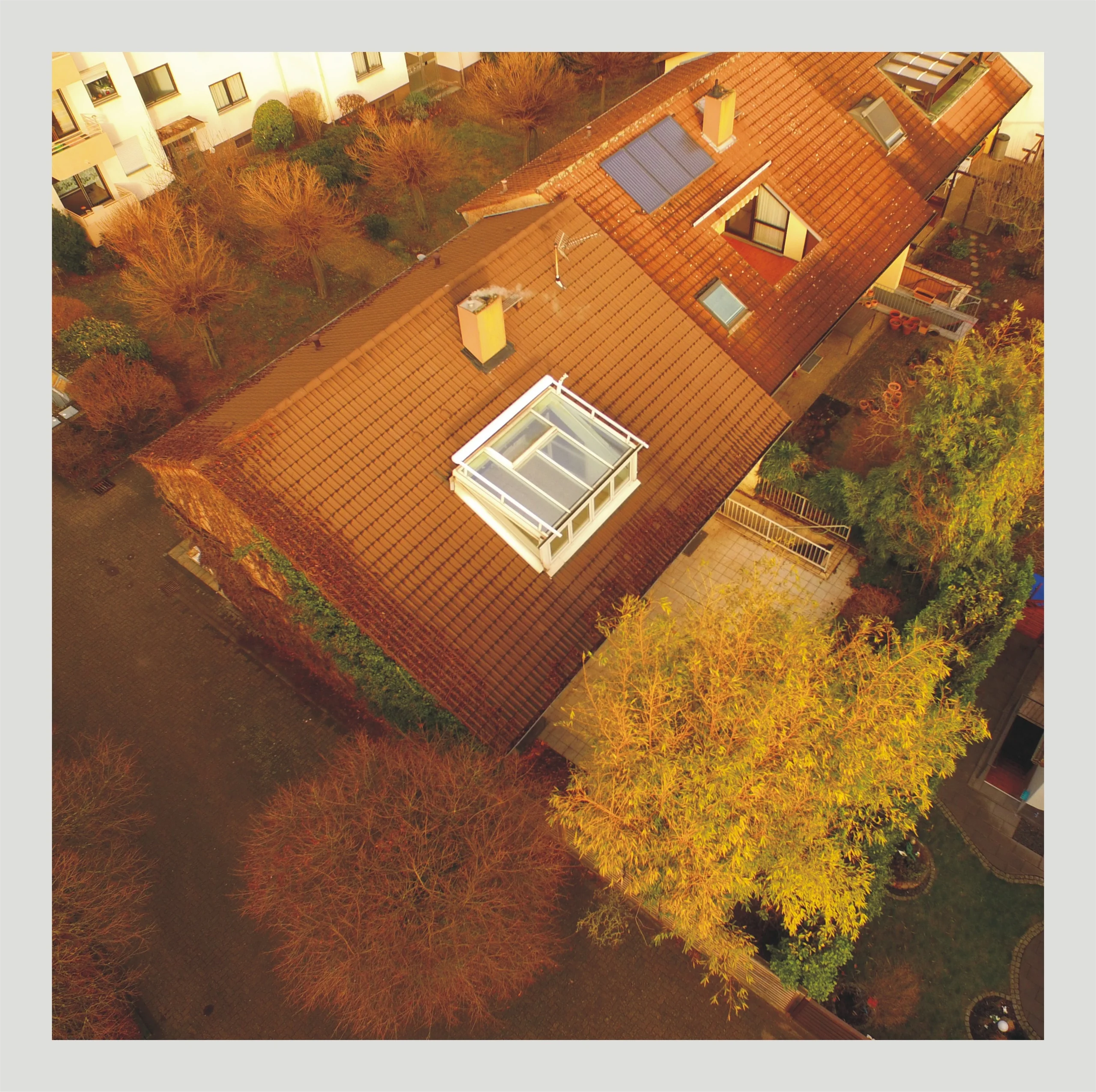 KA-Durlach / Einfamilienhaus in zentraler Wohnlage mit Terrasse, Garten und TG-Stellplätzen / bezugsfrei