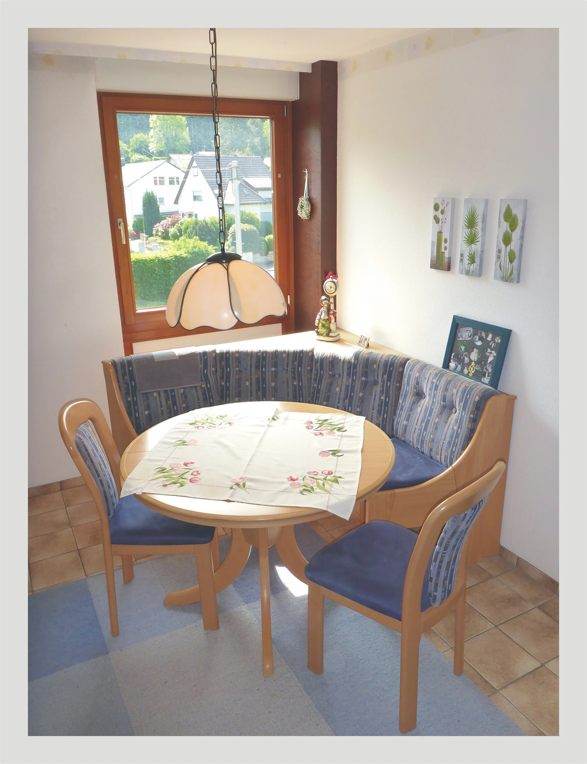 KA-Wolfartsweier / helle und gemütliche 2,5-Zimmer-Wohnung mit Nordost- & Südwest-Balkon, Personenaufzug uvm. / zeitnah bezugsfrei