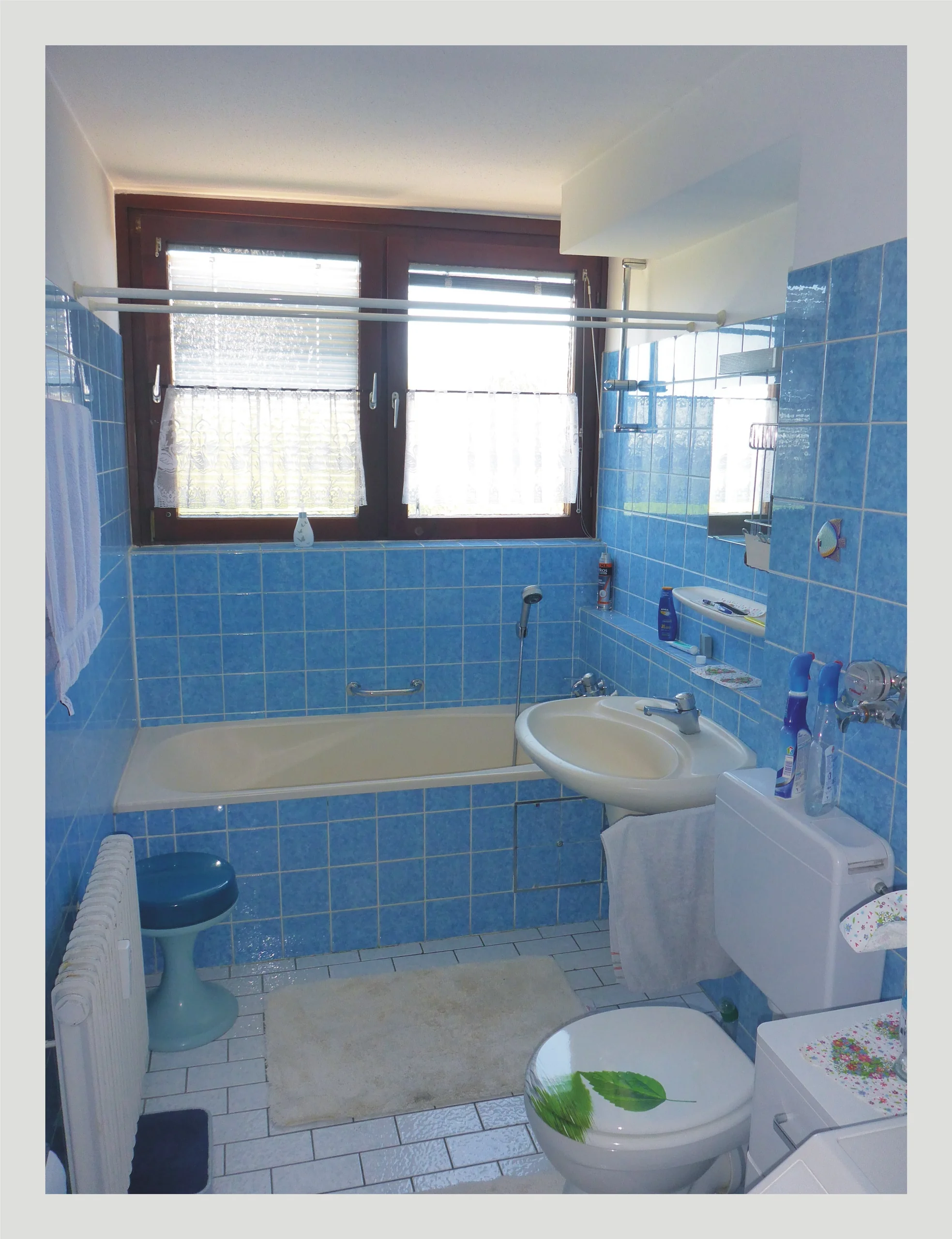 KA-Wolfartsweier / helle und gemütliche 2,5-Zimmer-Wohnung mit Nordost- & Südwest-Balkon, Personenaufzug uvm. / zeitnah bezugsfrei