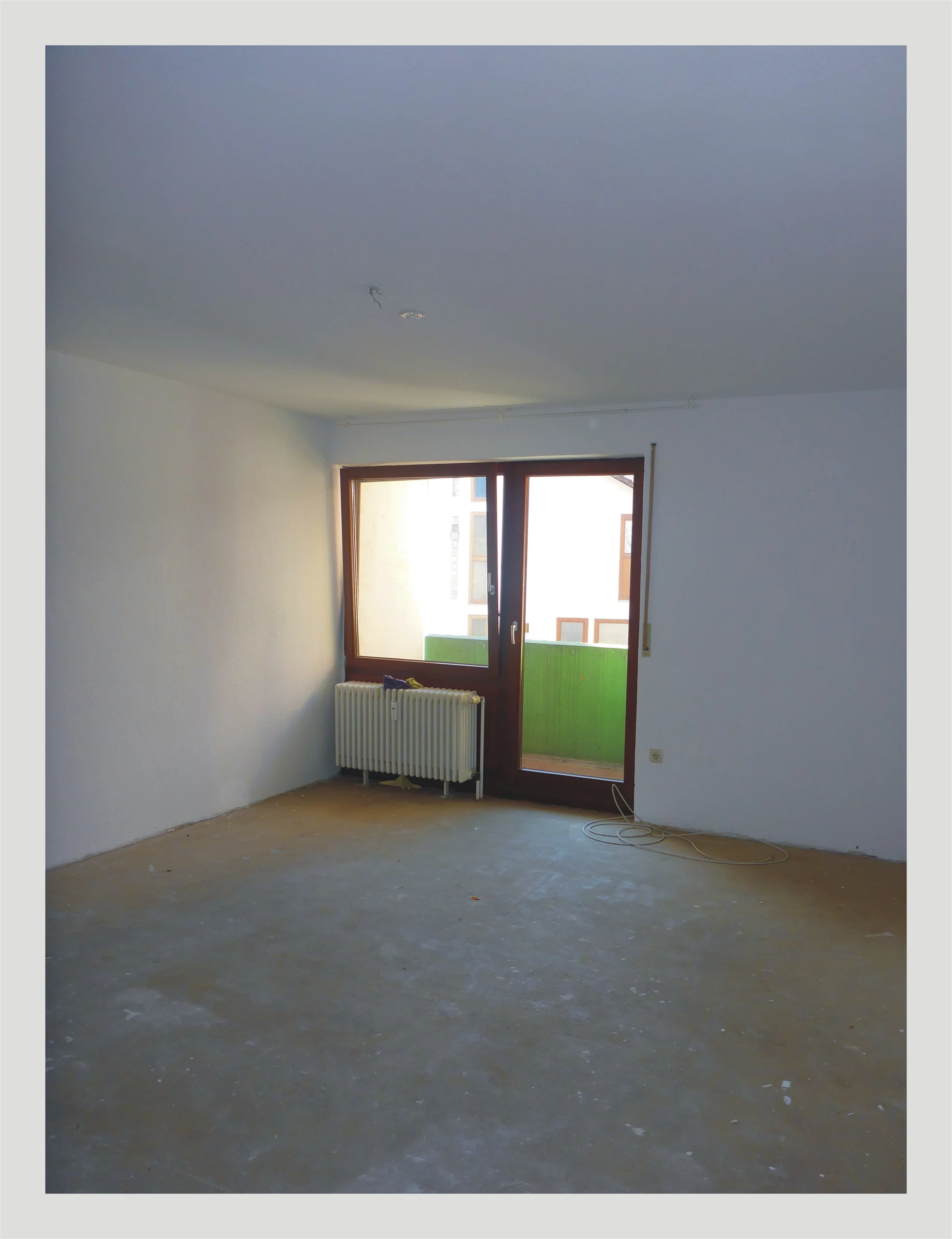 KA-Durlach-Altstadt / helle & gemütliche 2,5-Zimmer-Wohnung mit zwei Balkonen und TG-Stellplatz / bezugsfrei