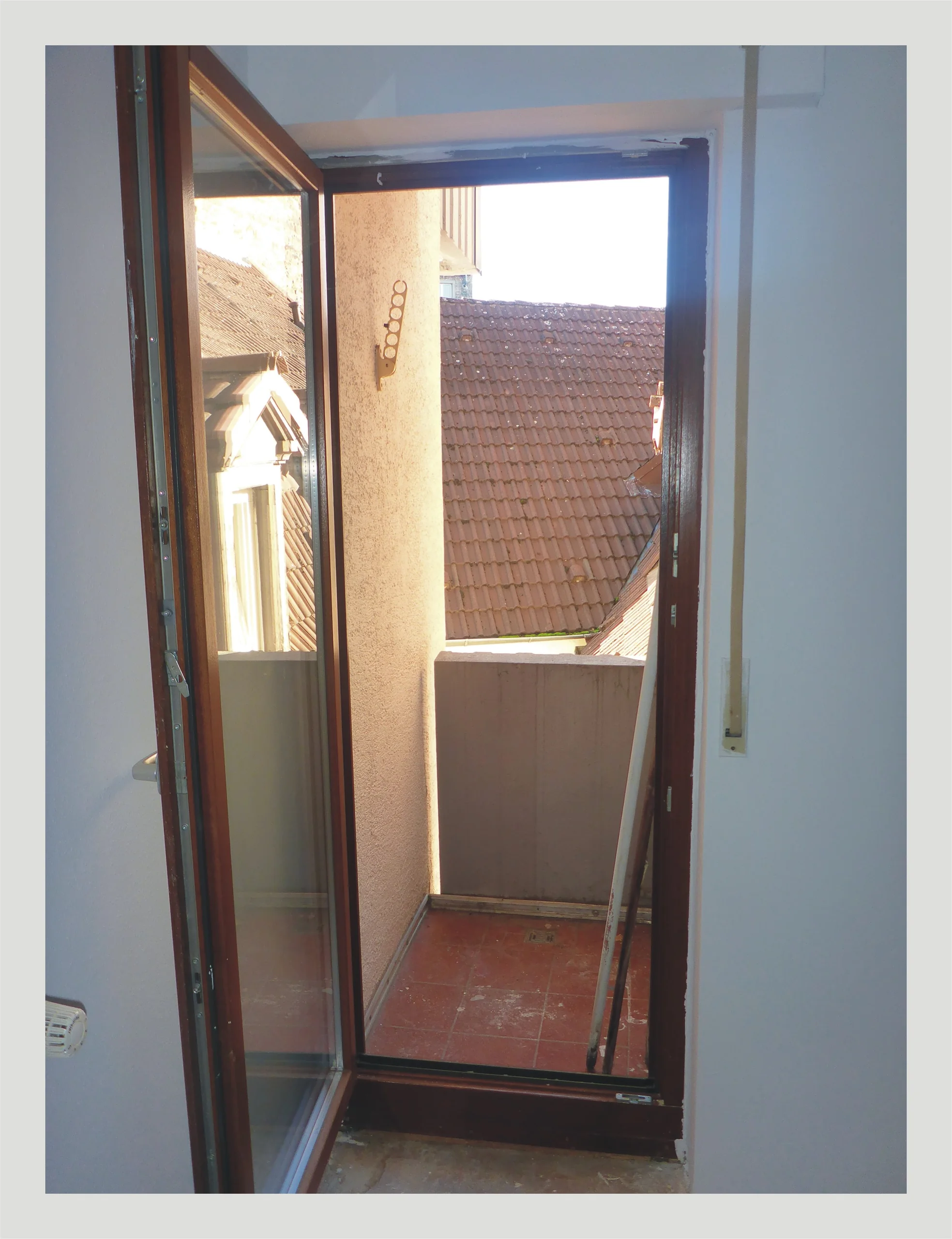 KA-Durlach-Altstadt / helle & gemütliche 2,5-Zimmer-Wohnung mit zwei Balkonen und TG-Stellplatz / bezugsfrei