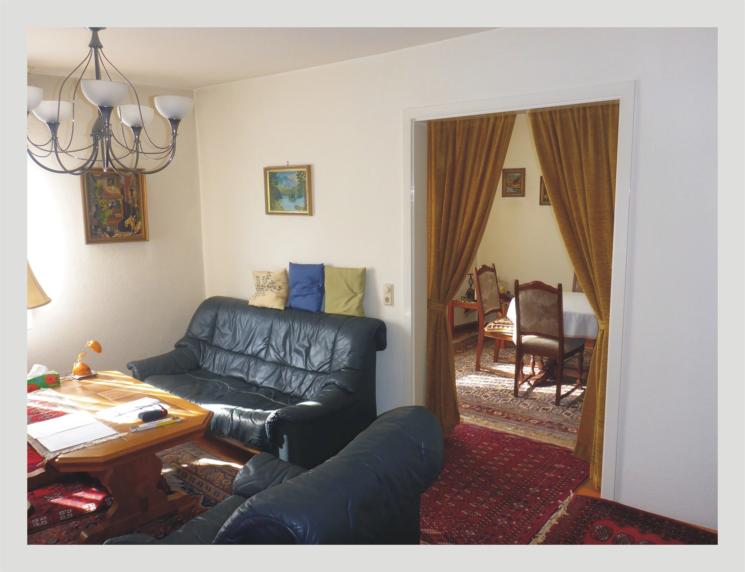 geräumiges Einfamilienhaus mit Scheune, Stallung, Hof- und Garten in Eggenstein / Ausbaureserven