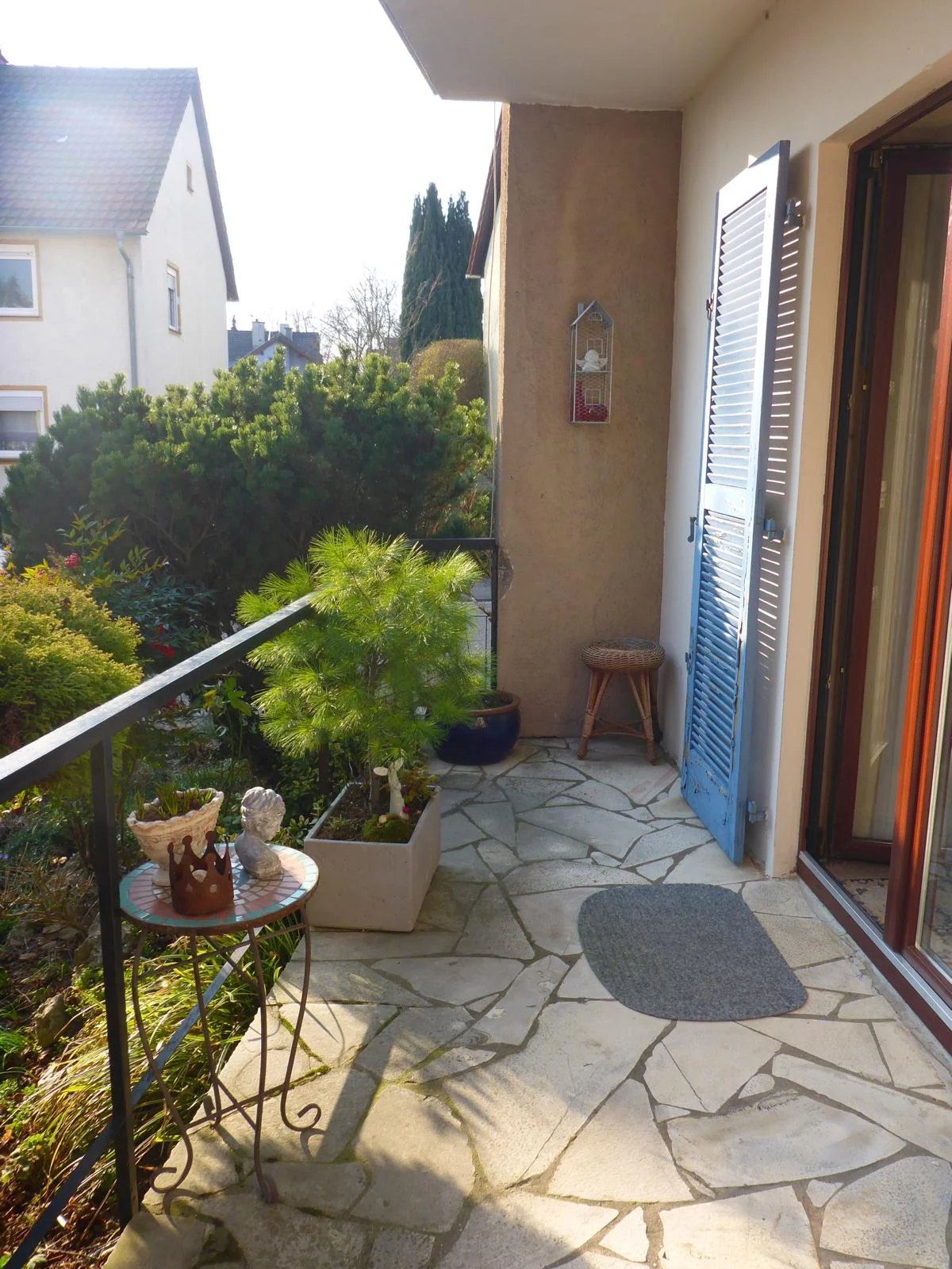 Kandel / Einfamilienhaus in zentraler Wohnlage mit Terrasse, Balkon und großzügigem Grundstück / Bezug nach Absprache