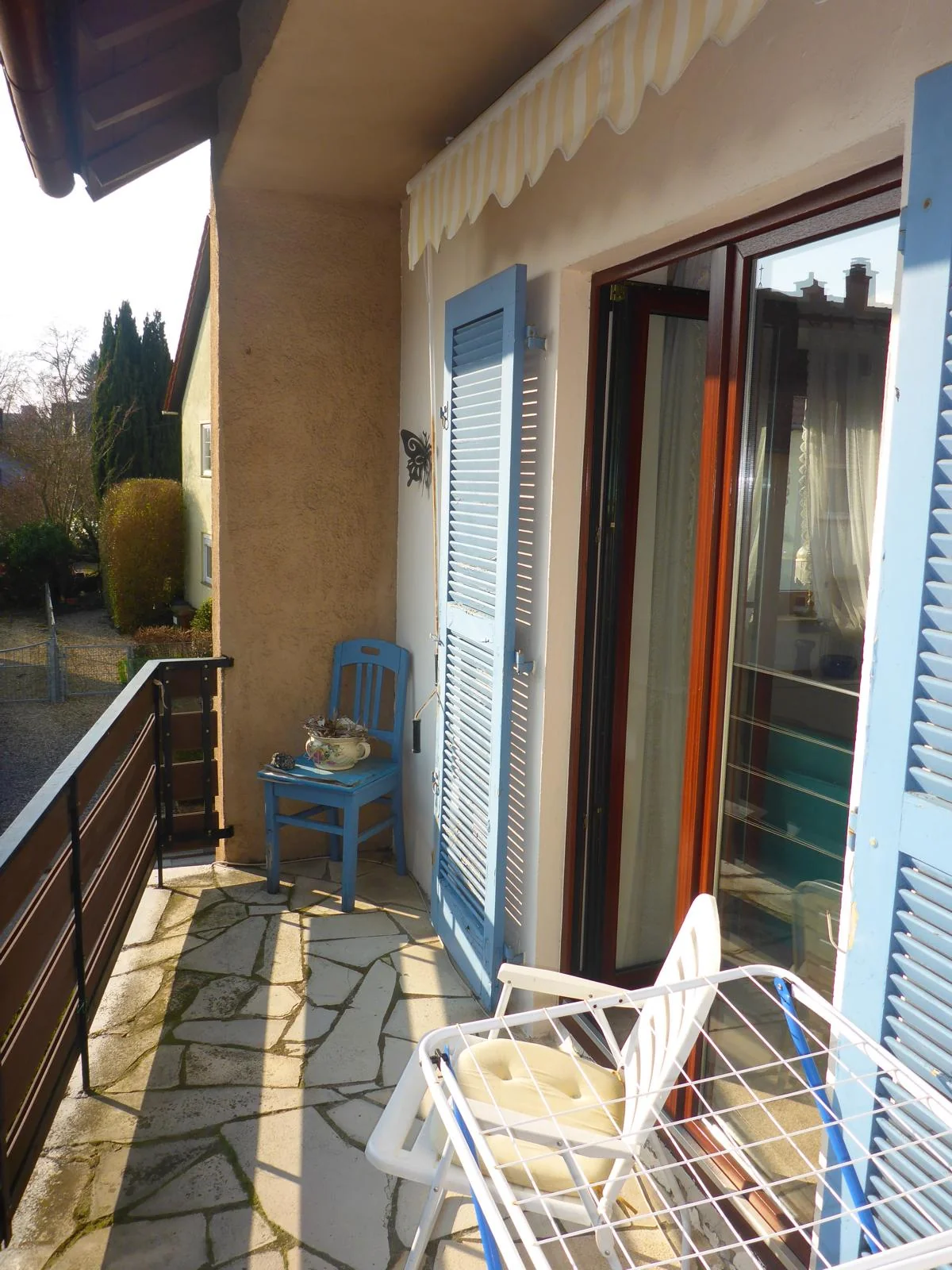 Kandel / Einfamilienhaus in zentraler Wohnlage mit Terrasse, Balkon und großzügigem Grundstück / Bezug nach Absprache