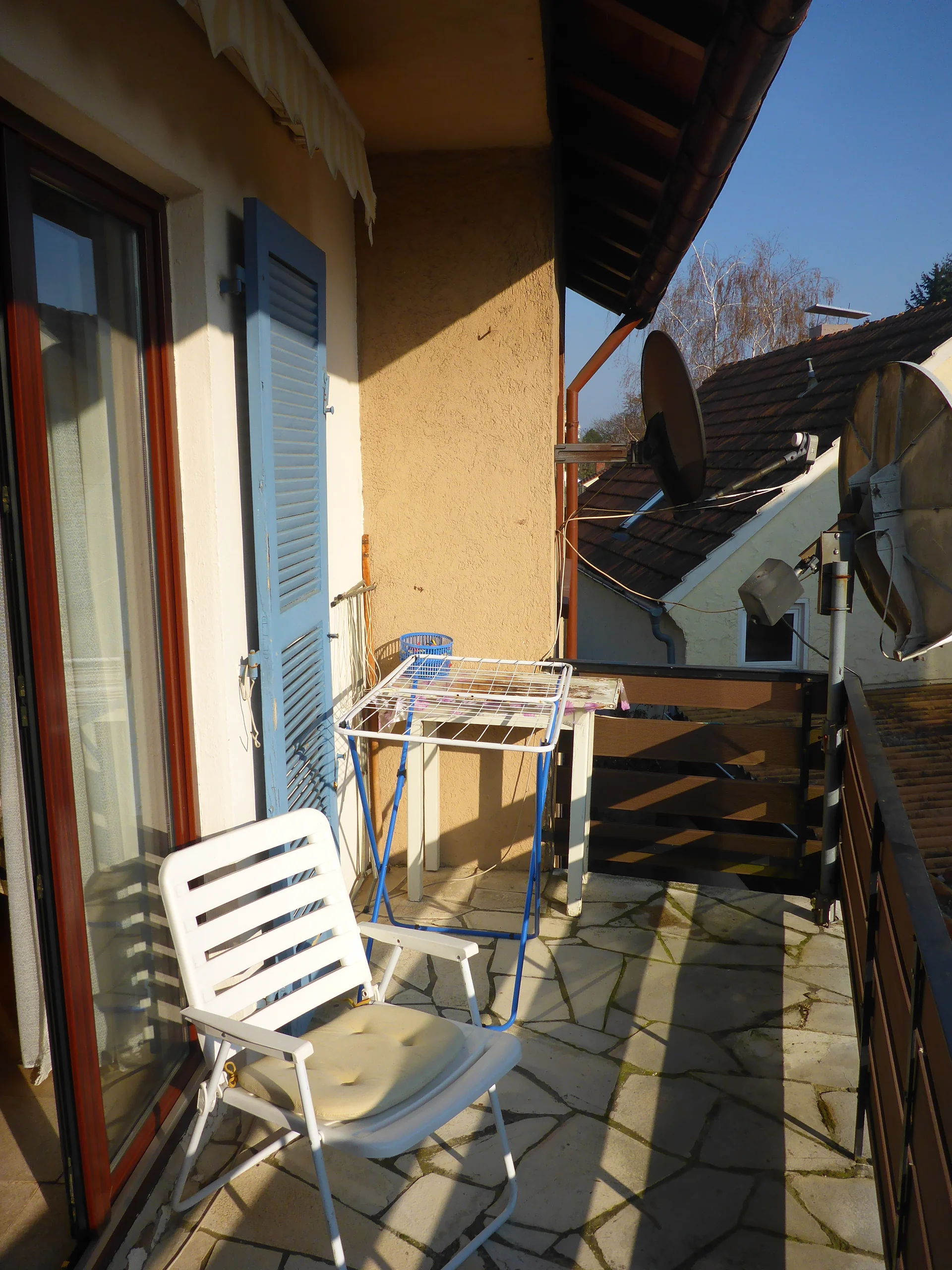 Kandel / Einfamilienhaus in zentraler Wohnlage mit Terrasse, Balkon und großzügigem Grundstück / Bezug nach Absprache