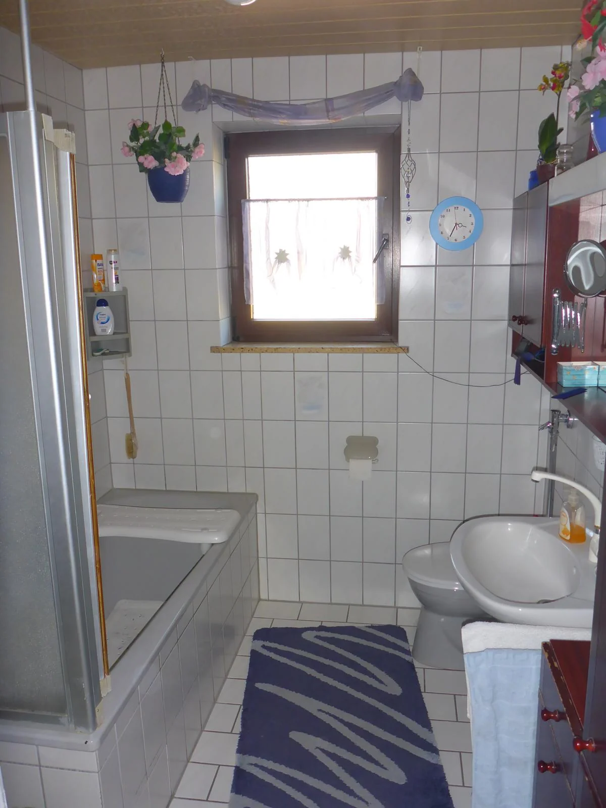Kandel / Einfamilienhaus in zentraler Wohnlage mit Terrasse, Balkon und großzügigem Grundstück / Bezug nach Absprache