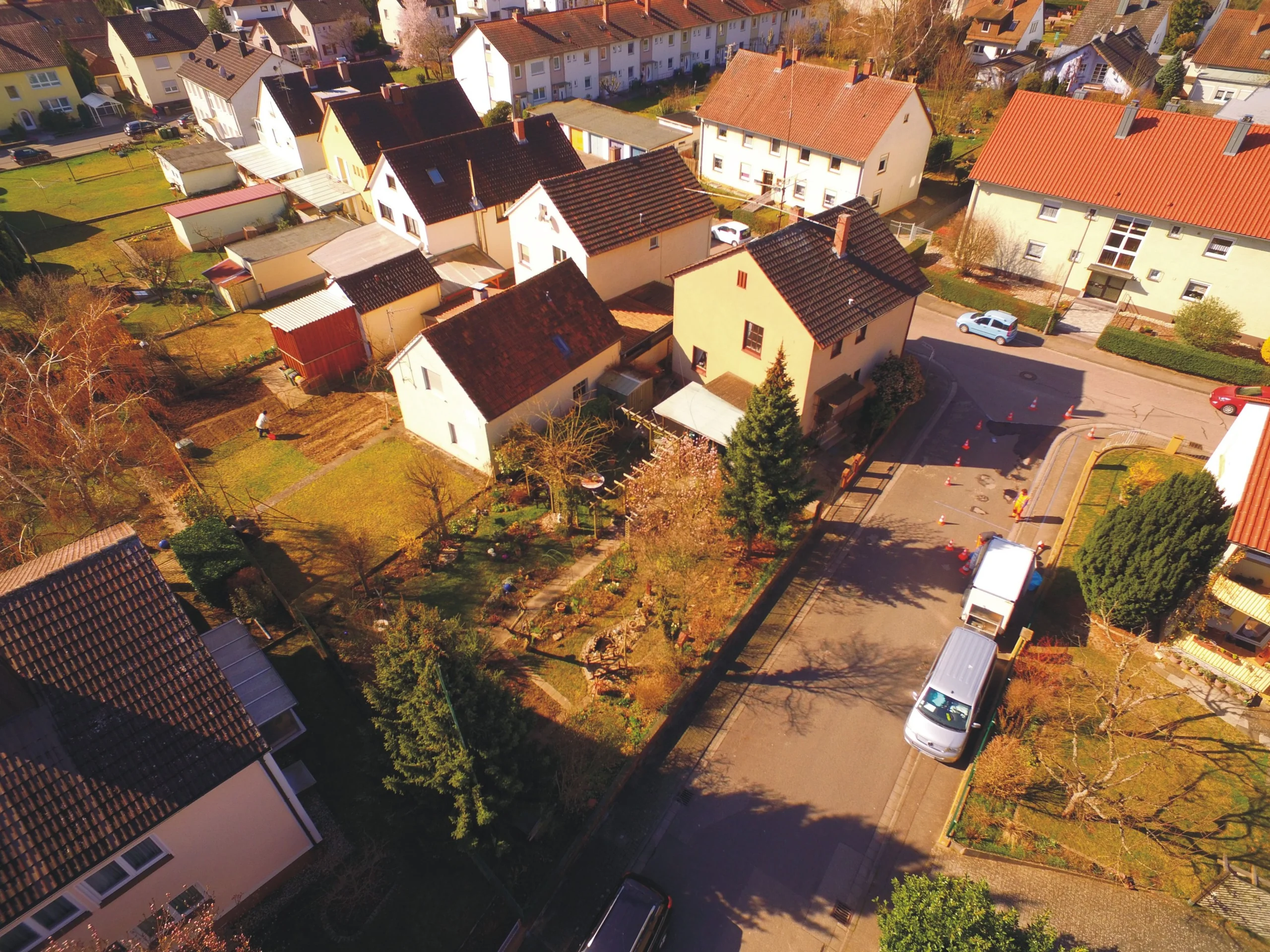 Kandel / Einfamilienhaus in zentraler Wohnlage mit Terrasse, Balkon und großzügigem Grundstück / Bezug nach Absprache
