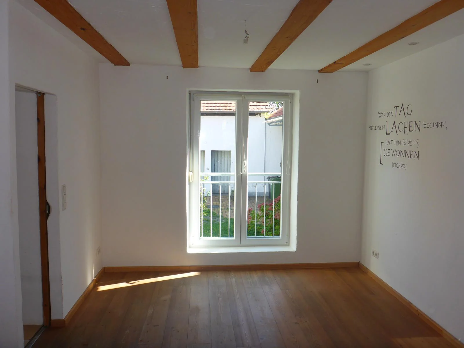 Graben-Neudorf / einzigartiges Gebäude-Ensemble aus Wohnhaus, Scheune und Rohbaugebäude auf tollem Grundstück direkt an der Heglach