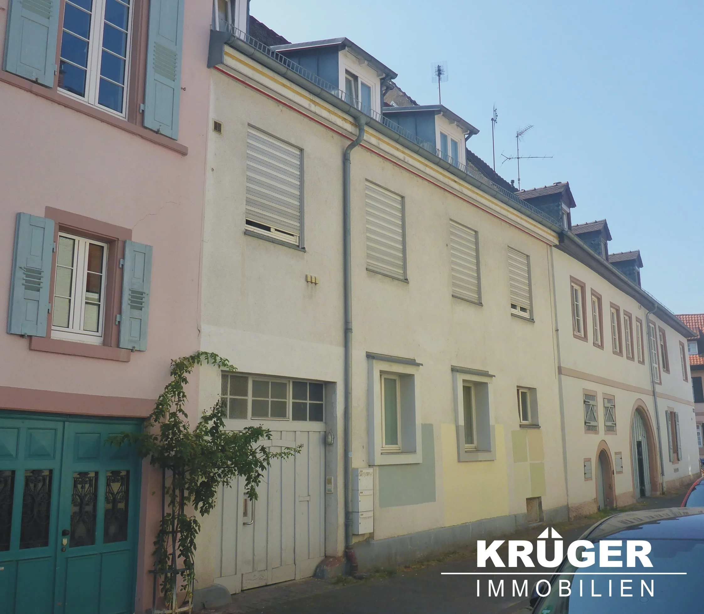Karlsruhe-Durlach / gemütliche und helle 3,5-Zimmer-Wohnung mit Einbauküche und Balkon in zentraler Altstadtlage / sofort bezugsfrei