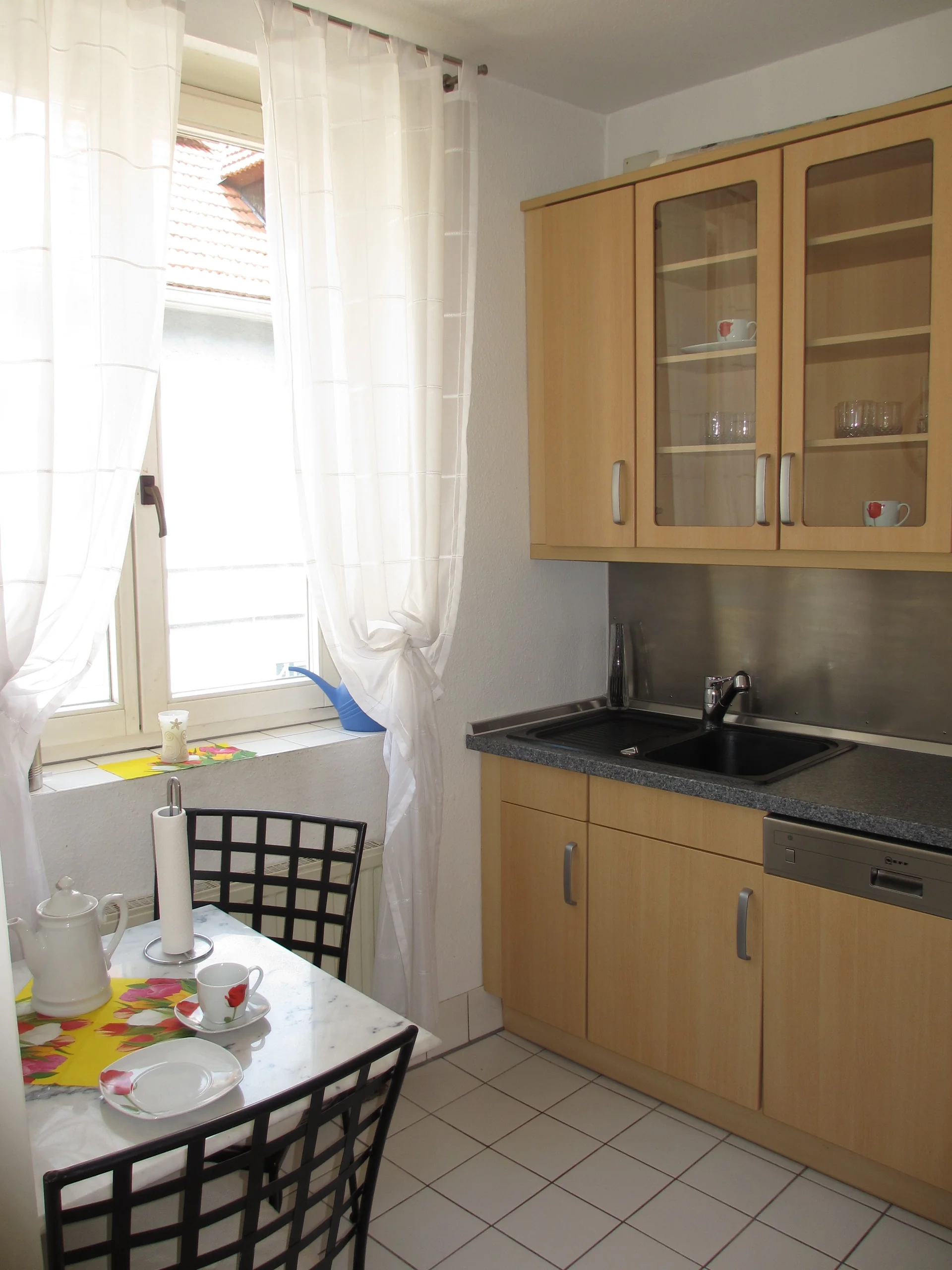 Karlsruhe-Durlach / gemütliche und helle 3,5-Zimmer-Wohnung mit Einbauküche und Balkon in zentraler Altstadtlage / sofort bezugsfrei