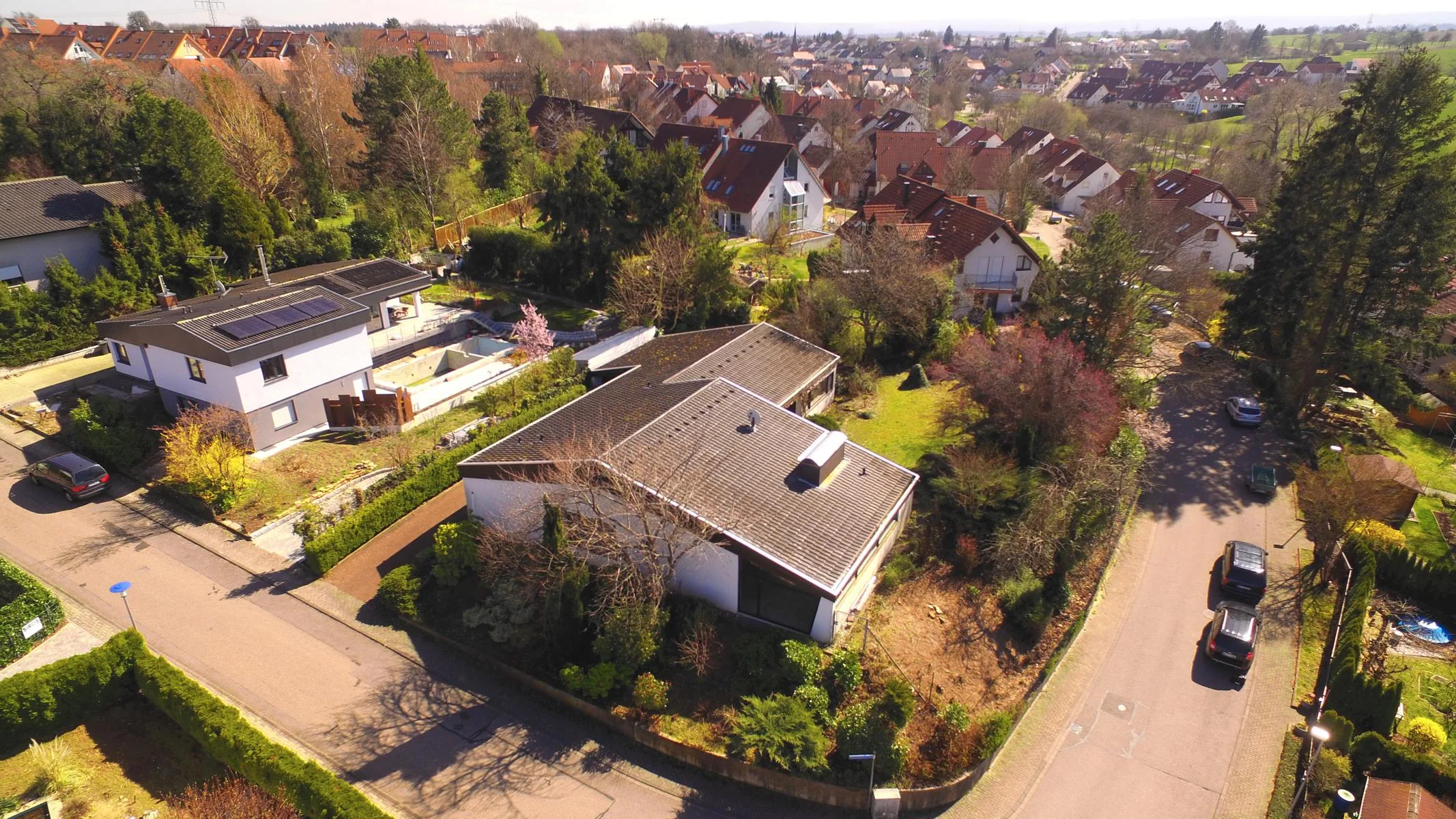 KA-Grünwettersbach / außergewöhnliches Architektenhaus mit tollem Raumkonzept in ruhiger Hangwohnlage