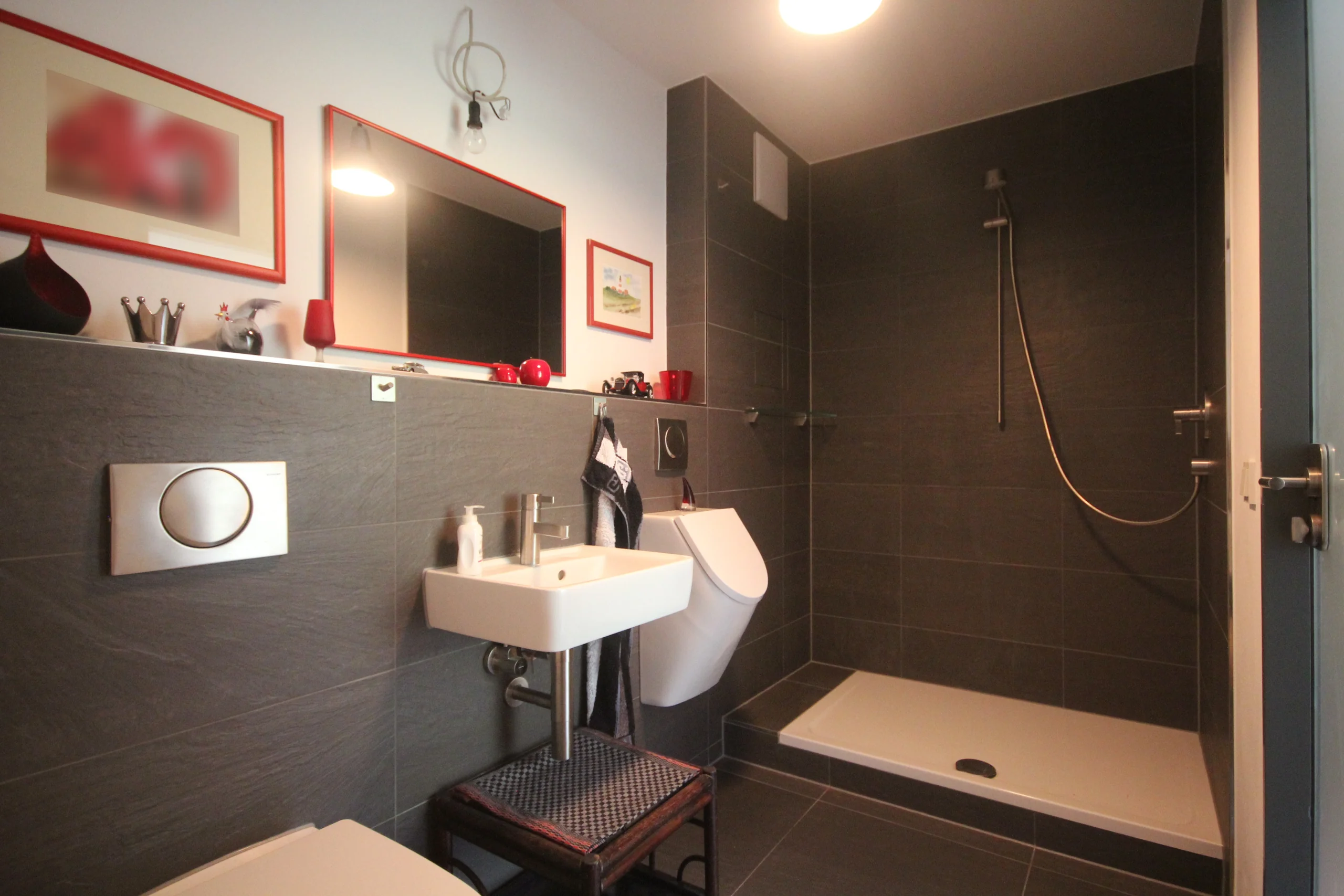 KA-Durlach-Guggelensberg / einzigartige und hochwertige 3,5-Zimmer-Maisonette-Wohnung mit Süd-West-Balkon und KFZ-Stellplatz in naturnaher Lage