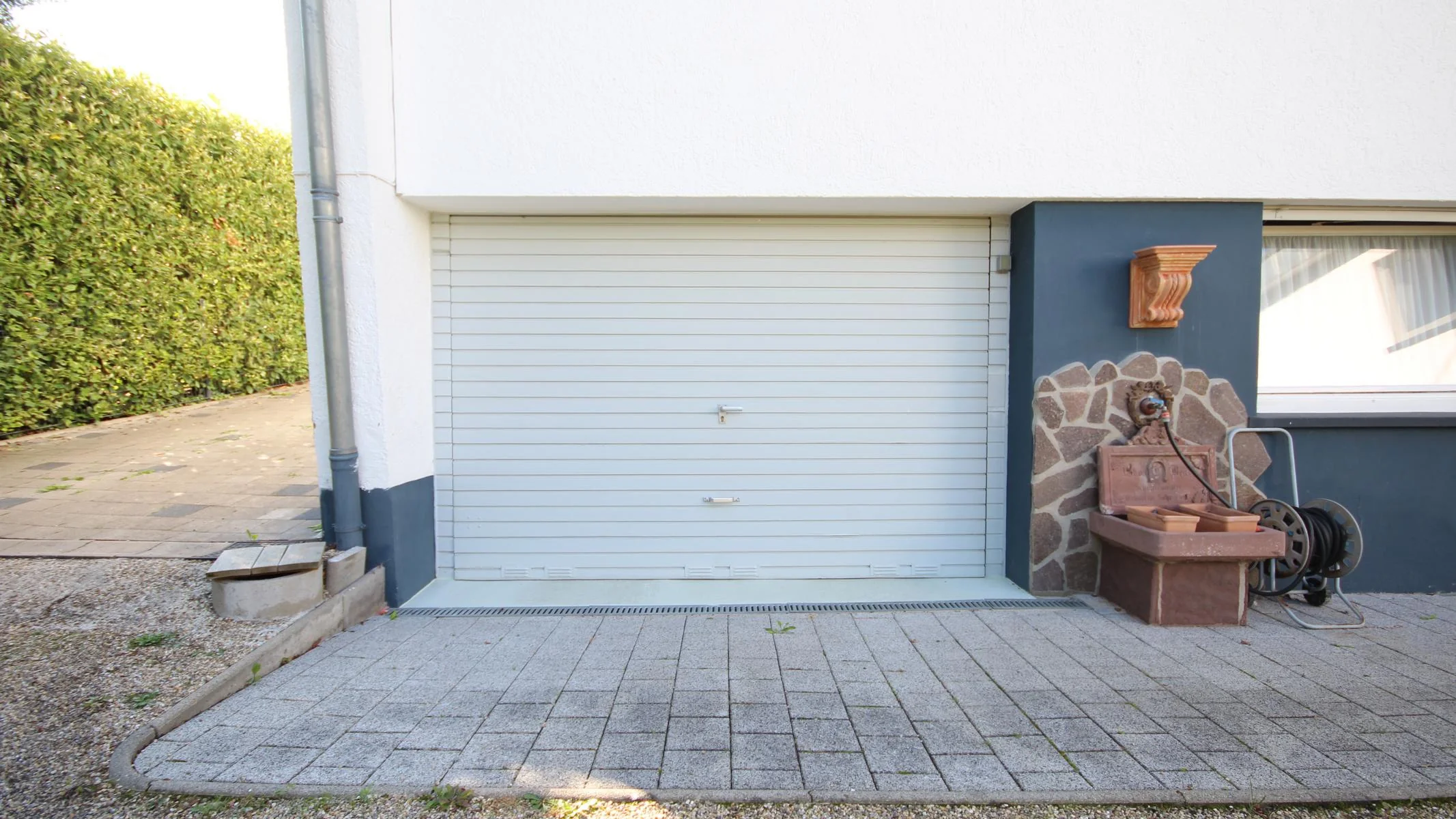 KA-Grötzingen / großzügiges Einfamilienhaus auf weitläufigem und liebevoll gestaltetem Grundstück in ruhiger Sackgassenwohnlage