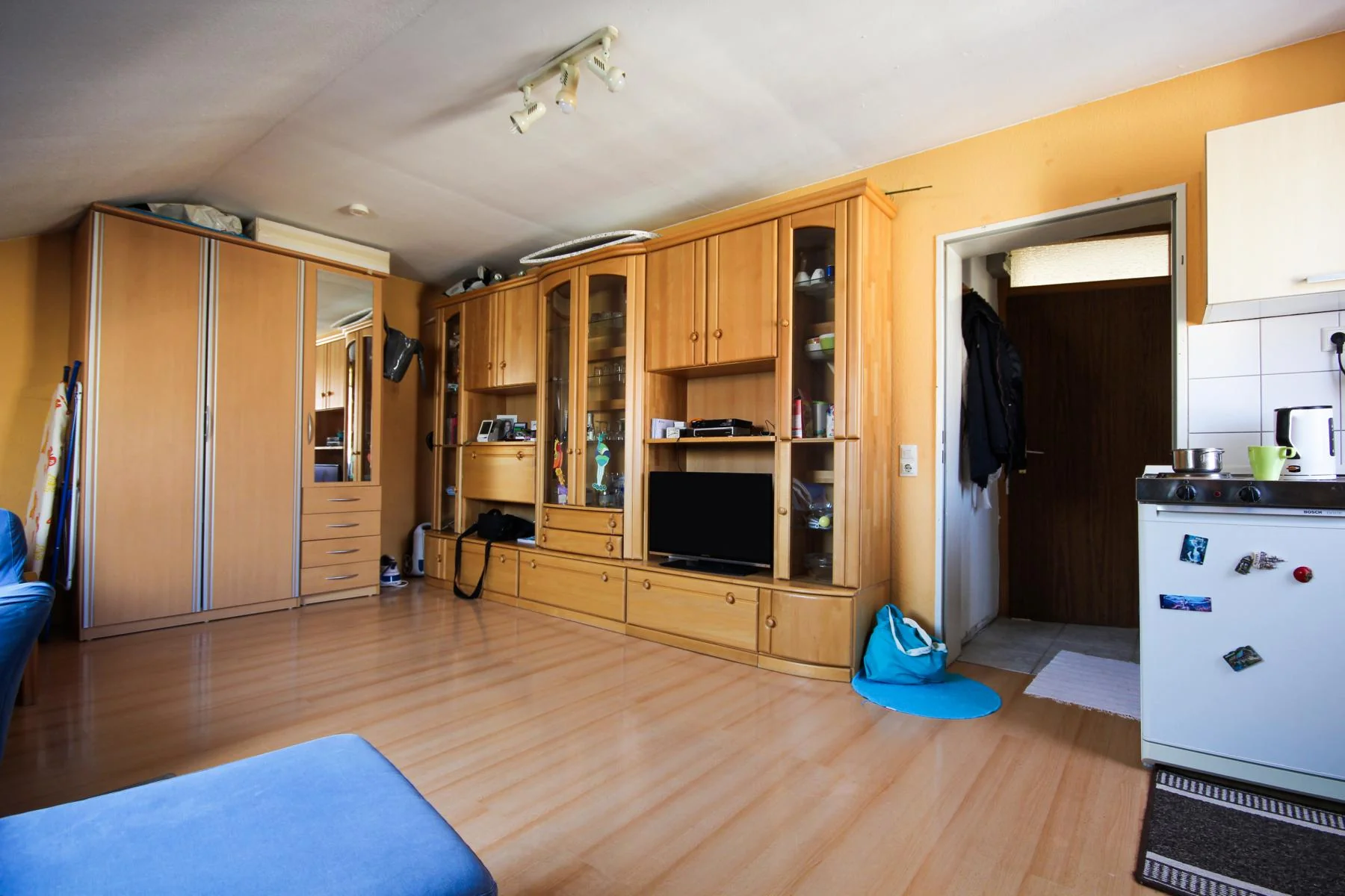 KA-Durlach-Altstadt / gemütliche 1-Zimmer-DG-Wohnung in Innenhoflage / derzeit vermietet - freiwerdend