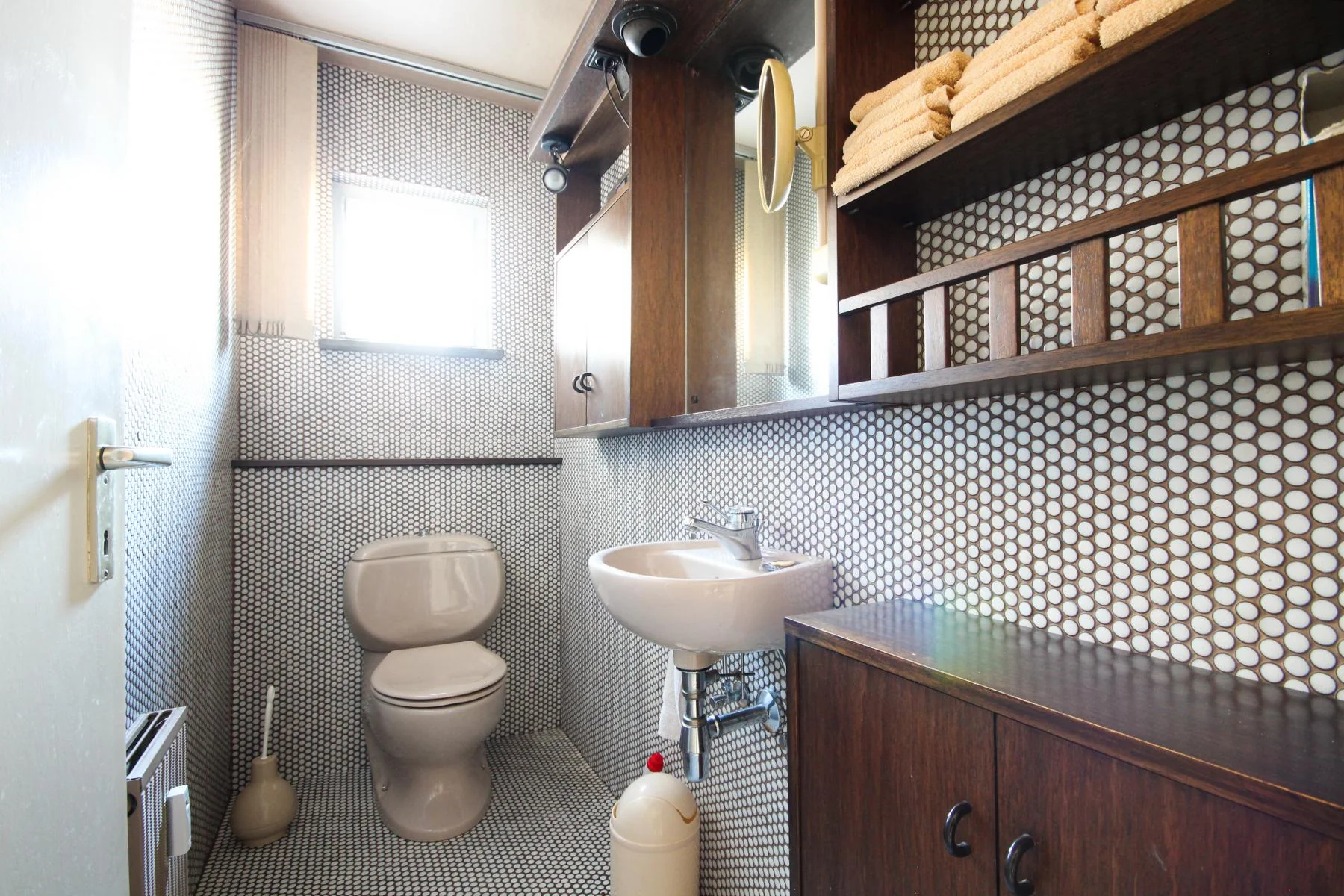Pfinztal-Berghausen / helle & geräumige 4,5-Zimmer-Wohnung mit großem Balkon und Einzelgarage / zeitnah bezugsfrei