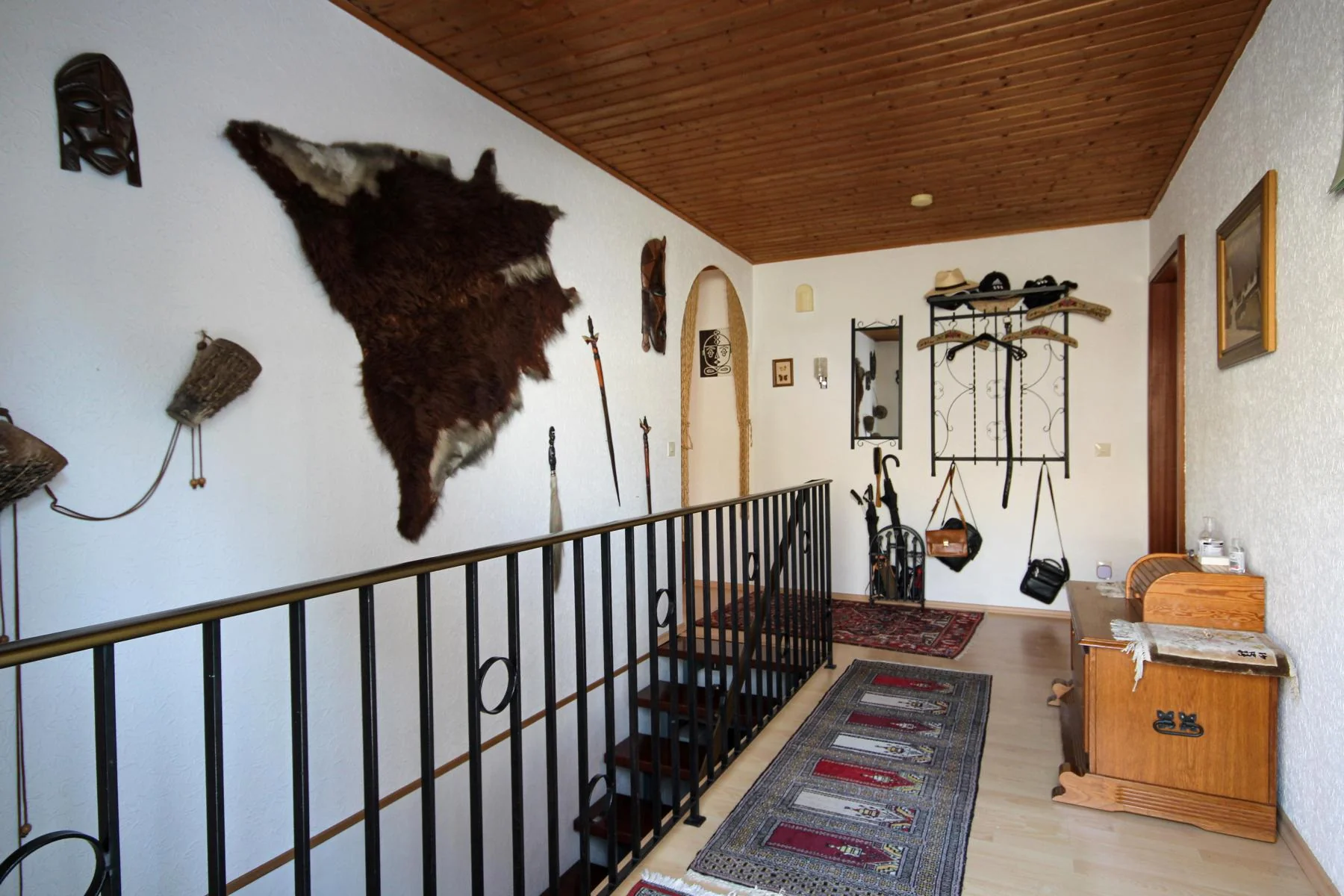 Bruchsal-Helmsheim / gepflegtes Einfamilienhaus mit Terrasse, Garten und Garage / bezugsfrei