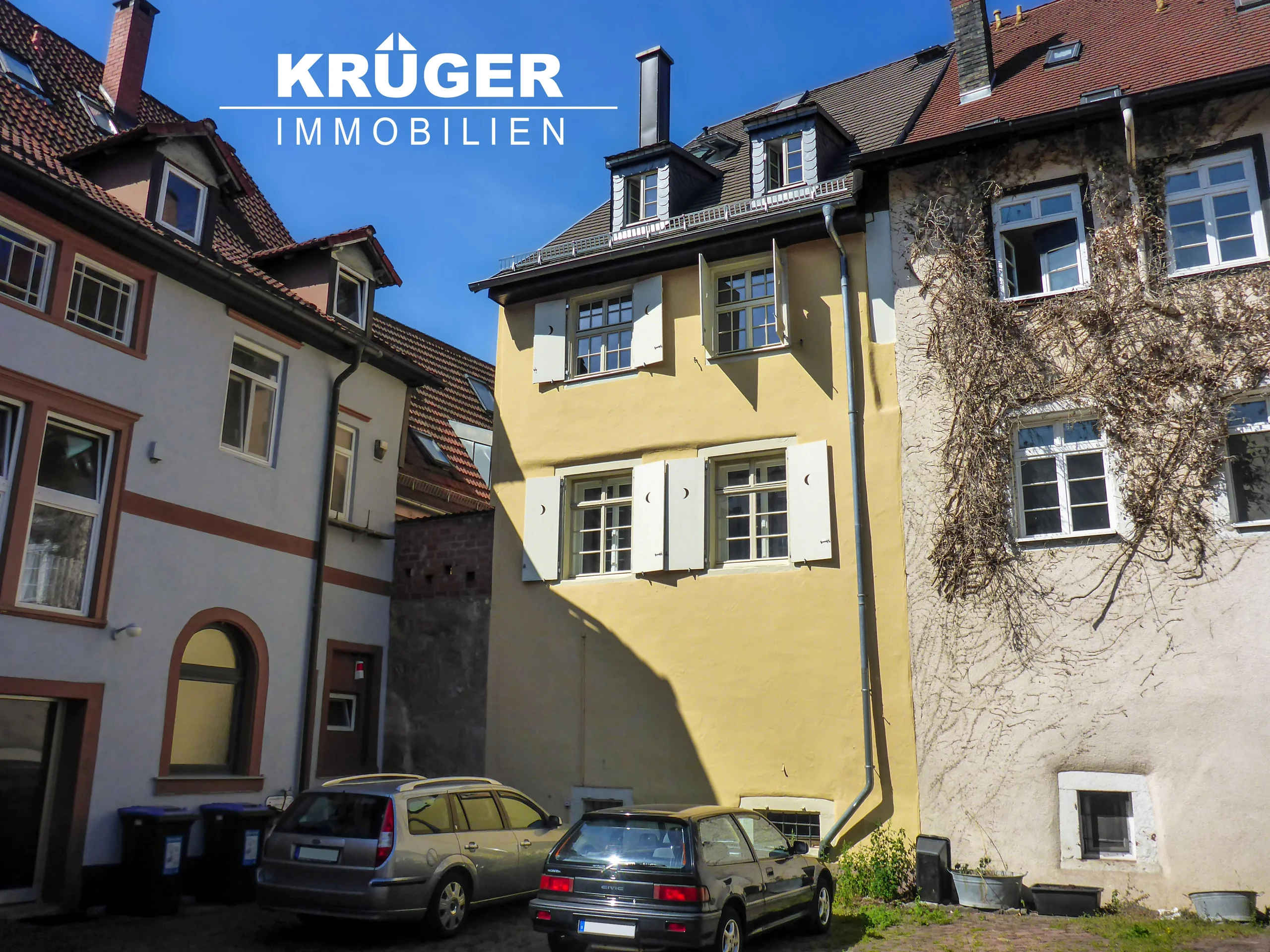 KA-Durlach / saniertes Mehrfamilienhaus im Altstadtkern direkt am Schlossplatz