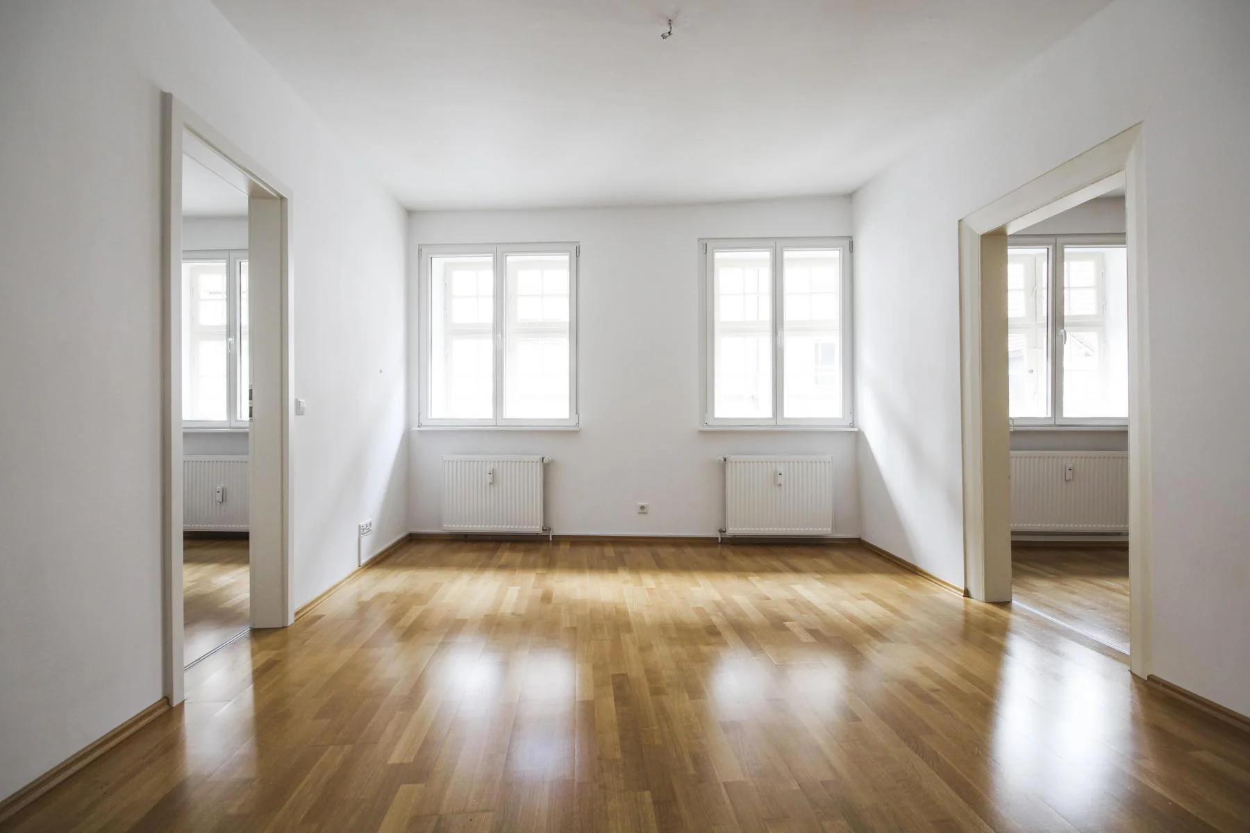 KA-Durlach / saniertes Mehrfamilienhaus im Altstadtkern direkt am Schlossplatz