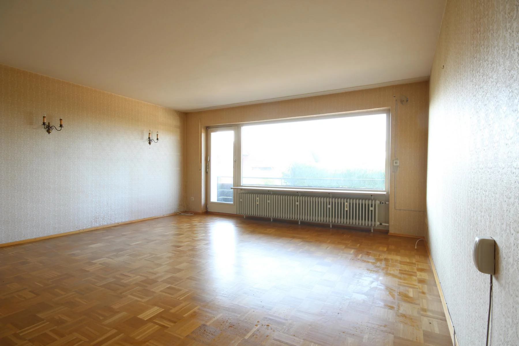 Bad Herrenalb-Rotensol / 2-Zimmer-Wohnung mit Balkon, EKB und KFZ-Stellplatz / sofort bezugsfrei