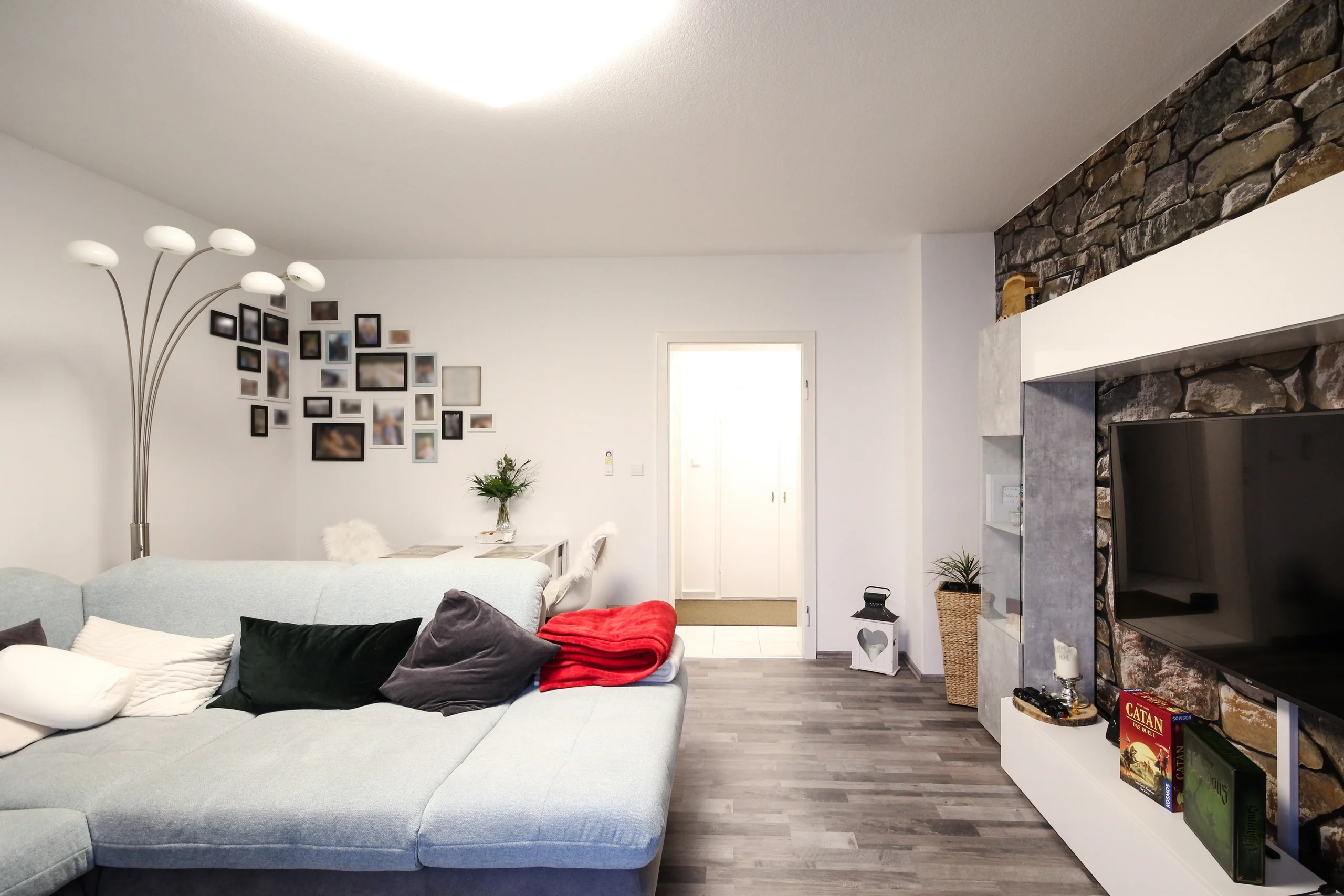 KA-Rüppurr / gepflegte 3-Zi-ETW mit Balkon & Einzelgarage in zentraler Lage / zeitnah frei