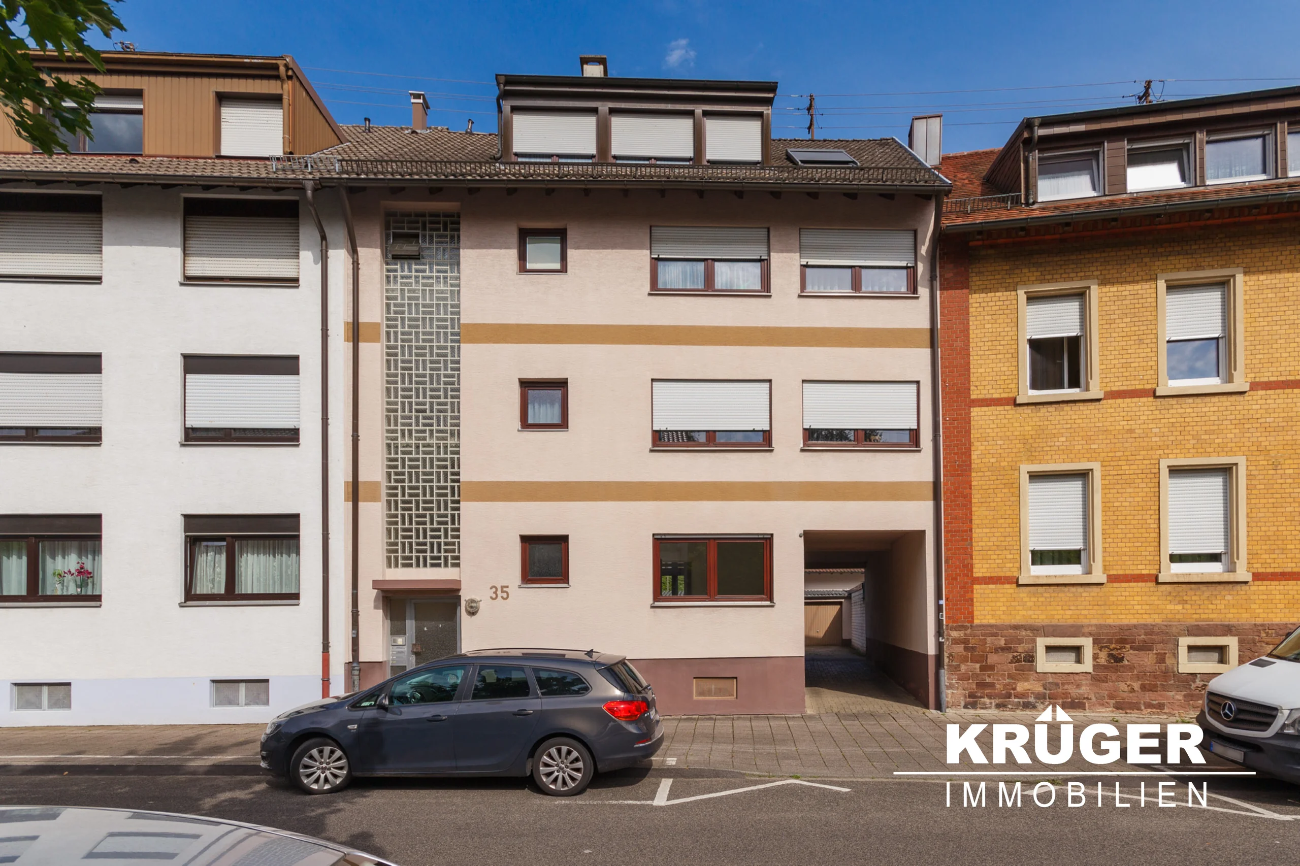 KA-Durlach / geräumige 2-Zi-Whg mit großem Balkon & Turmbergblick in toller Lage / sofort bezugsfrei