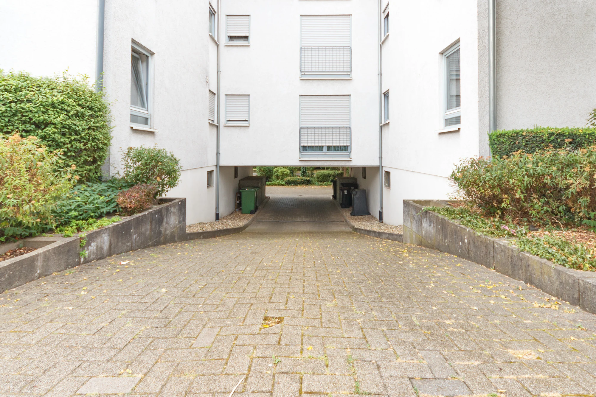 Pfinztal-Kleinsteinbach / vermietete 1-Zi-ETW mit Südbalkon & Garagenstellplatz