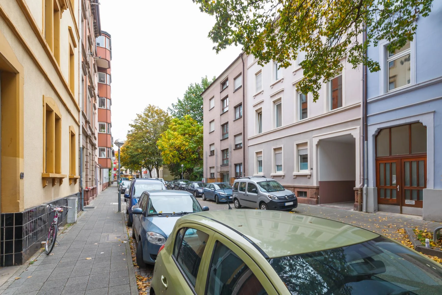 Karlsruhe-Südstadt / schöne 2-Zimmer-Wohnung mit Abstellkammer und Keller in zentraler Lage / sofort bezugsfrei
