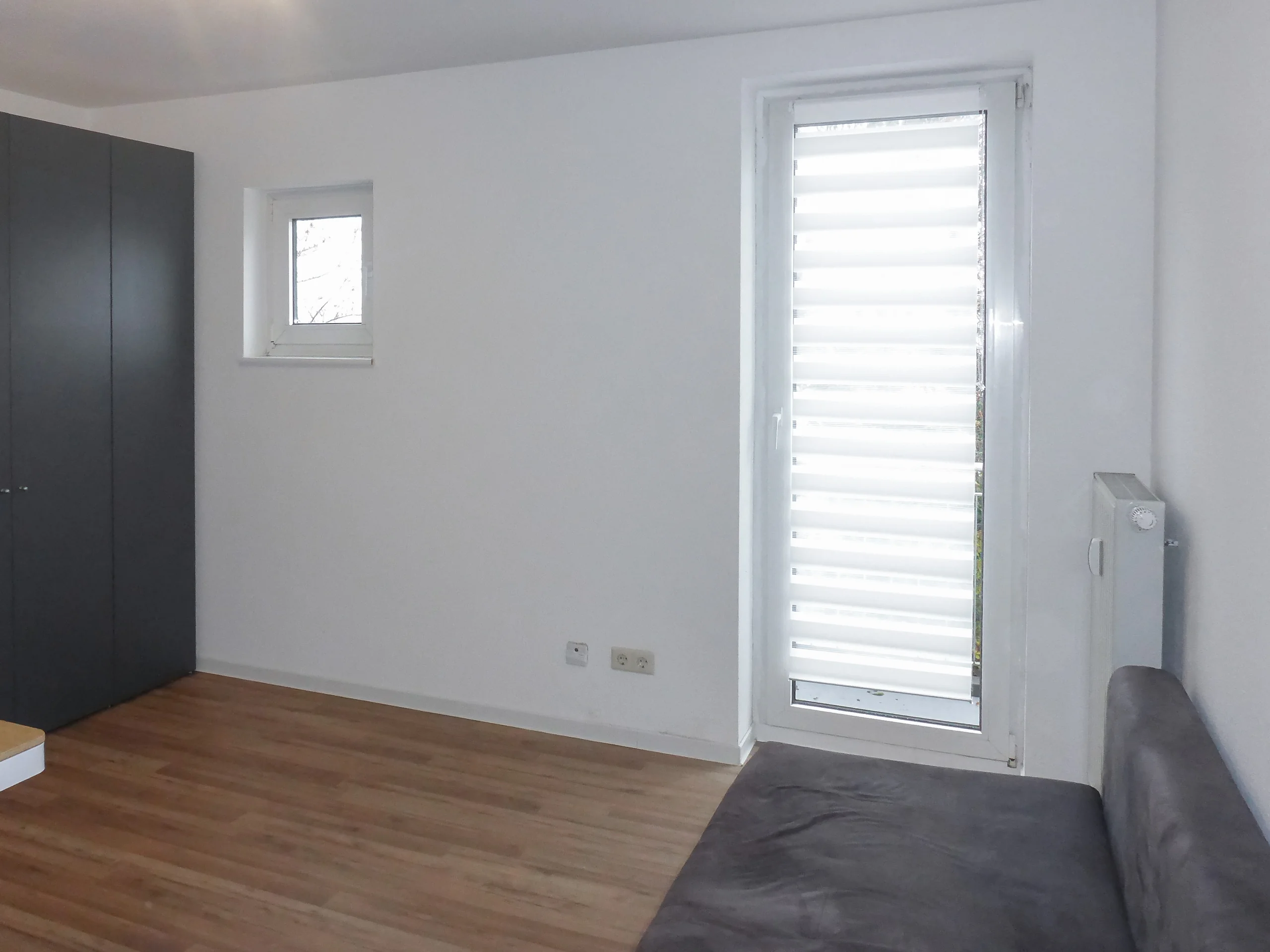 Pforzheim-Buckenberg / gemütliches 1-Zimmer-Apartment mit Balkon, Pantryküche & Duplexparker