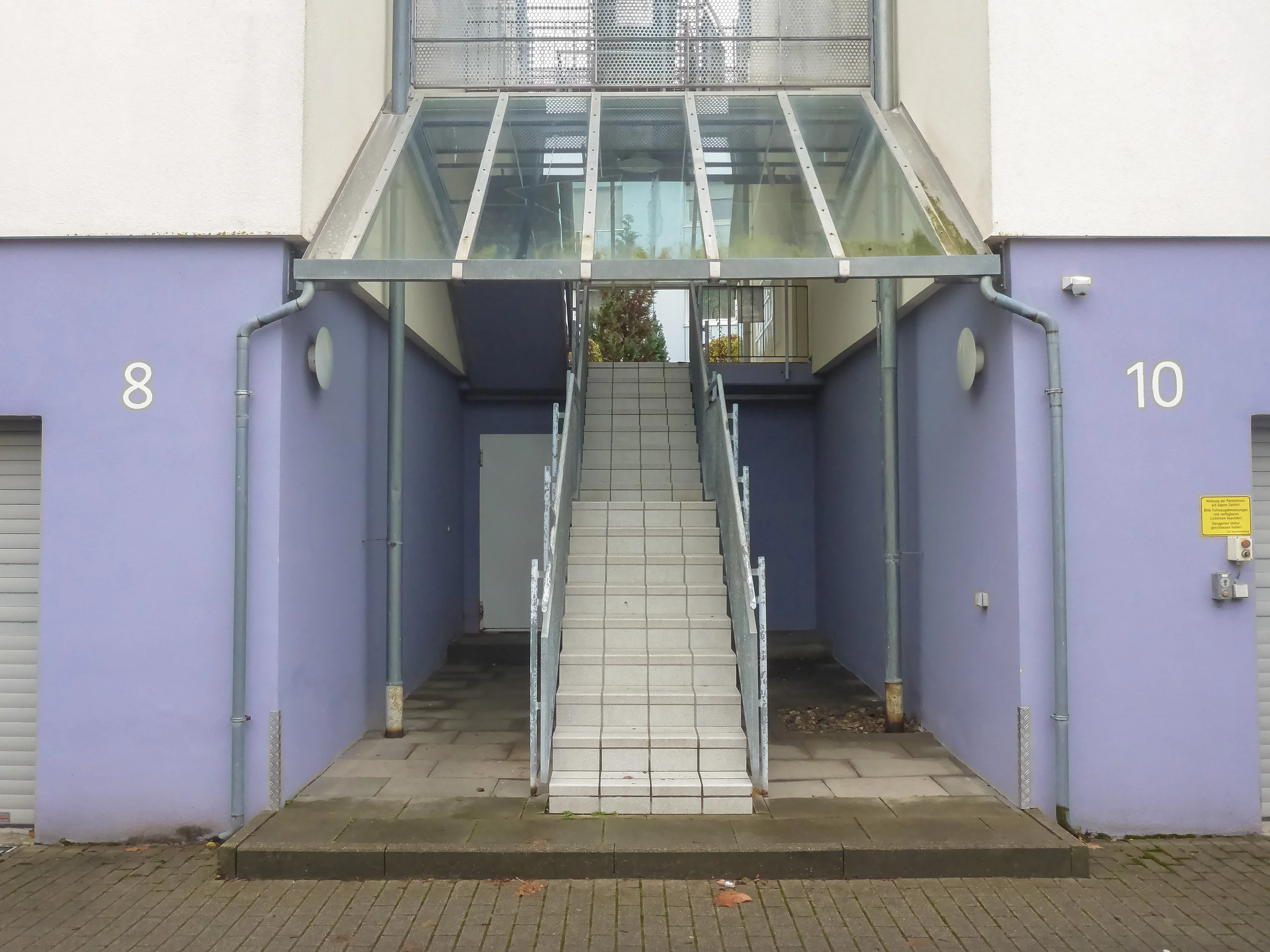 Pforzheim-Buckenberg / gemütliches 1-Zimmer-Apartment mit Balkon, Pantryküche & Duplexparker