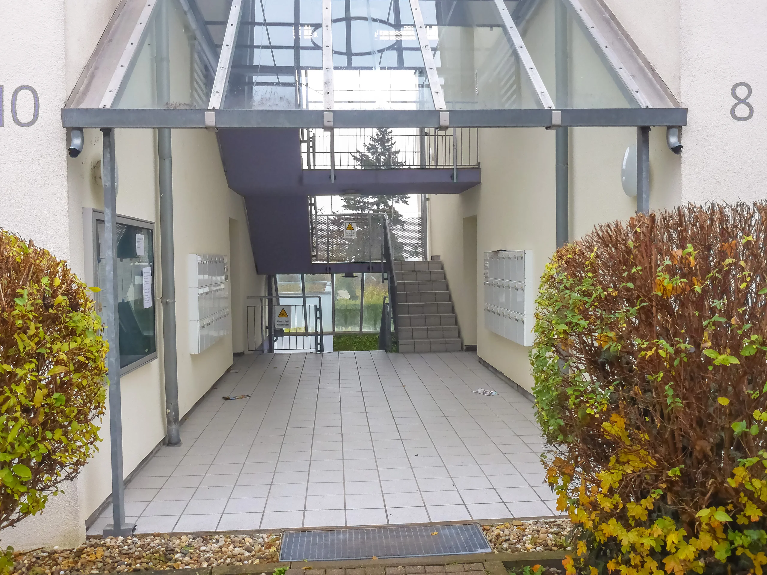 Pforzheim-Buckenberg / gemütliches 1-Zimmer-Apartment mit Balkon, Pantryküche & Duplexparker