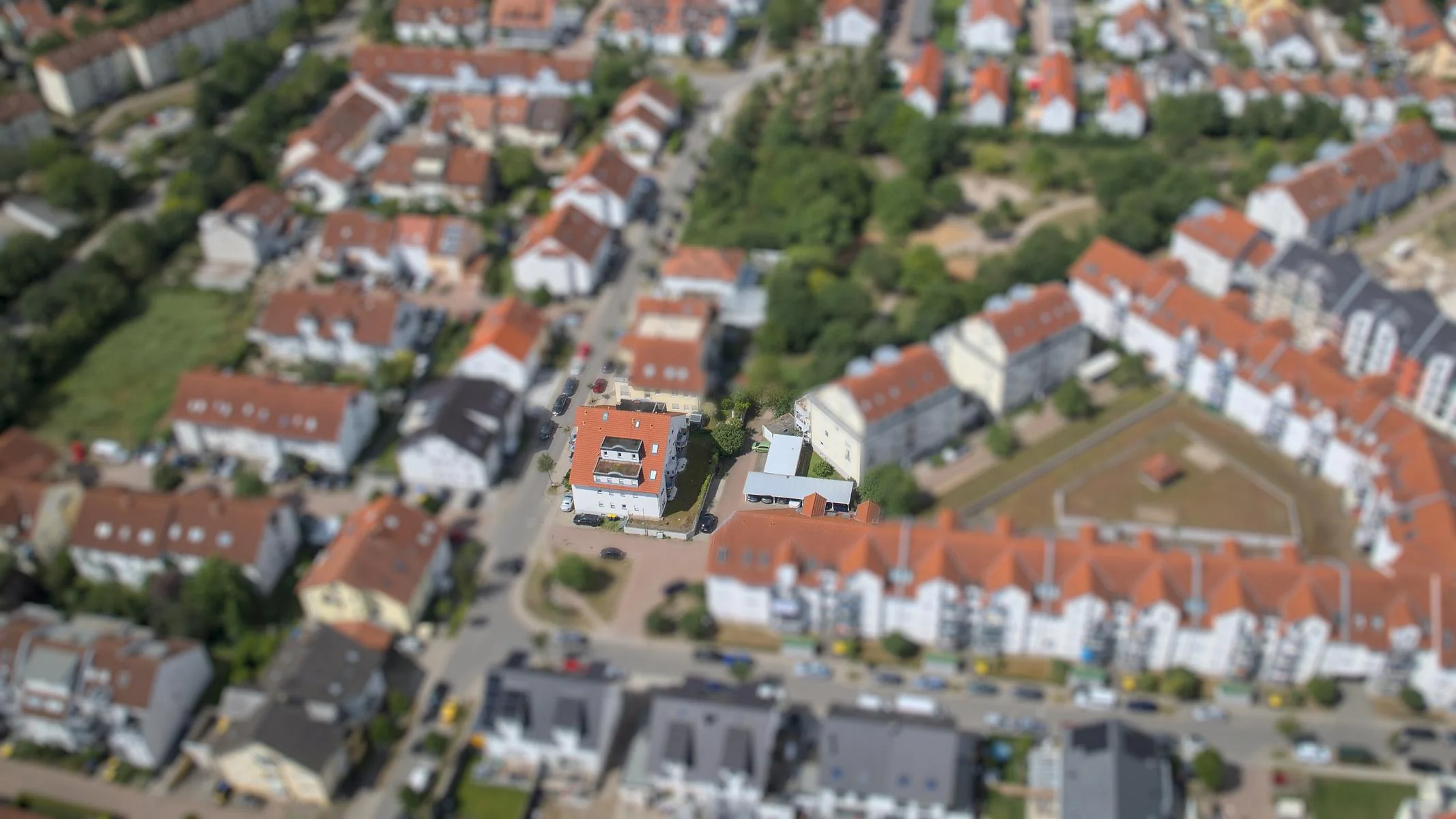 Ludwigshafen-Ruchheim / 2-Zi-Whg mit Terrasse, EBK und KFZ-Stellplatz / bezugsfrei