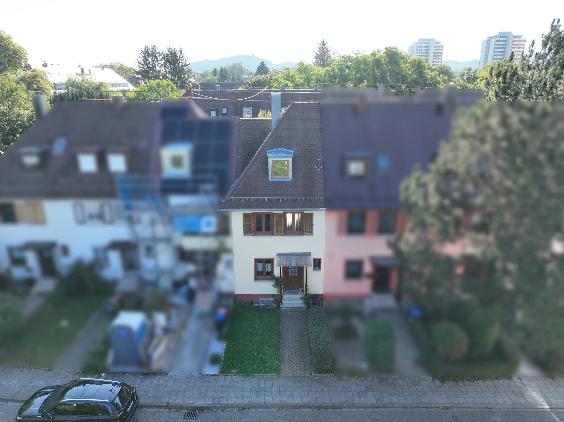 Karlsruhe-Durlach / Dornwaldsiedlung / familienfreundliches Reihenhaus mit Garten auf Erbpachtgrundstück / sofort frei