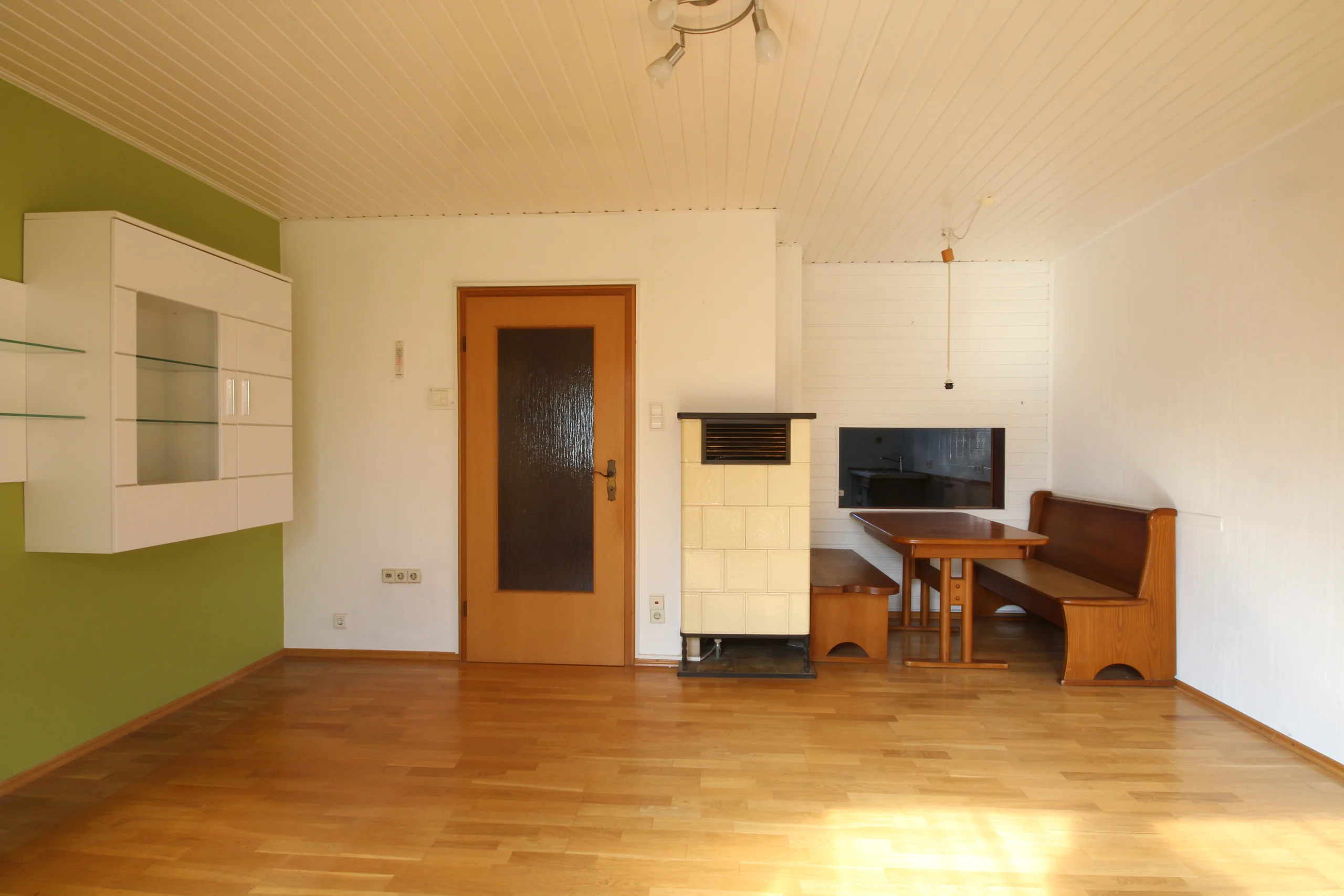 Karlsruhe-Durlach / Dornwaldsiedlung / familienfreundliches Reihenhaus mit Garten auf Erbpachtgrundstück / sofort frei