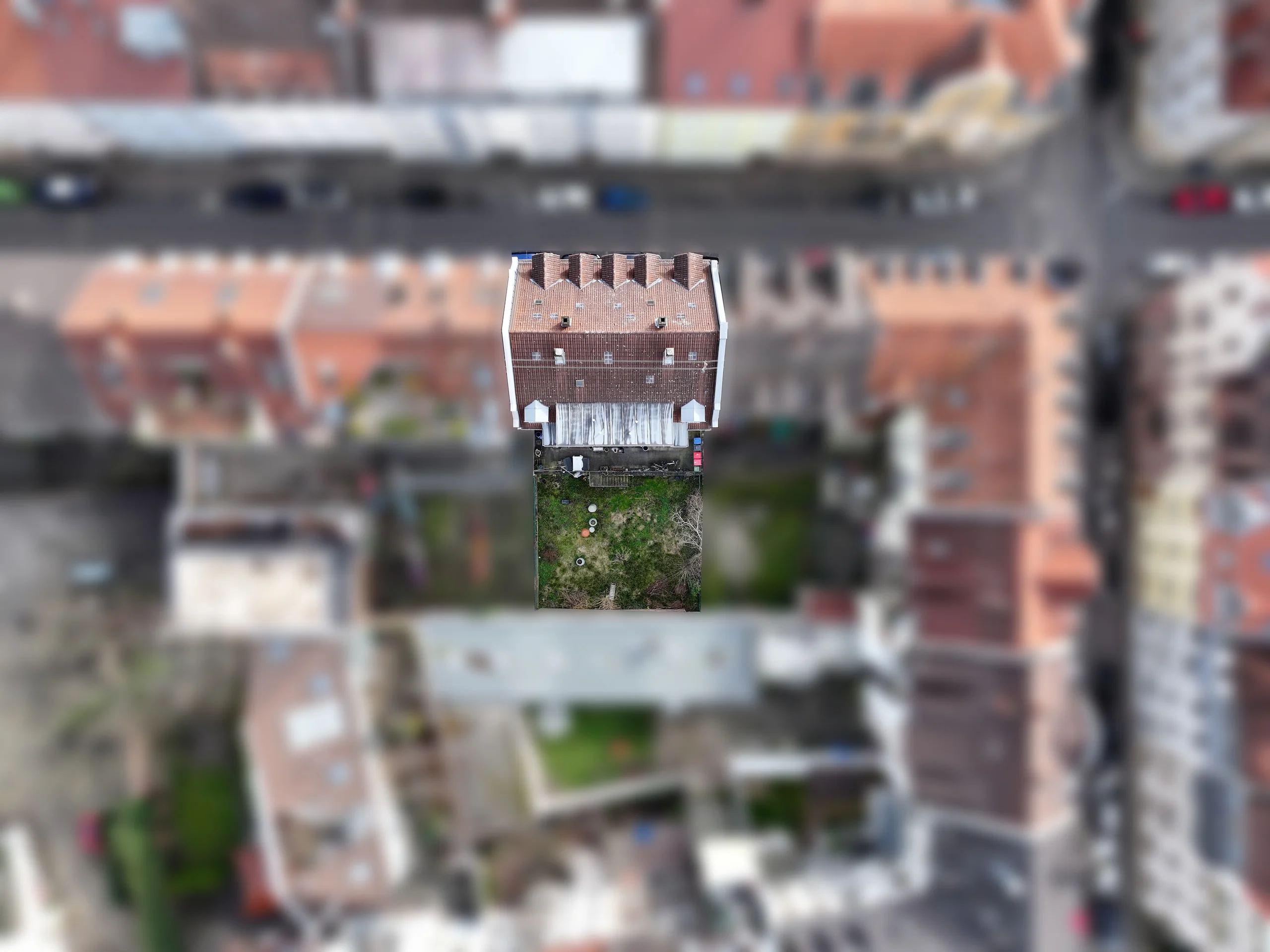 KA-Durlach / stilvolles & sanierungsbedürftiges Mehrfamilienhaus mit vielfältigem Potential & Ausbaureserven in zentraler Lage / 3 Wohnungen frei