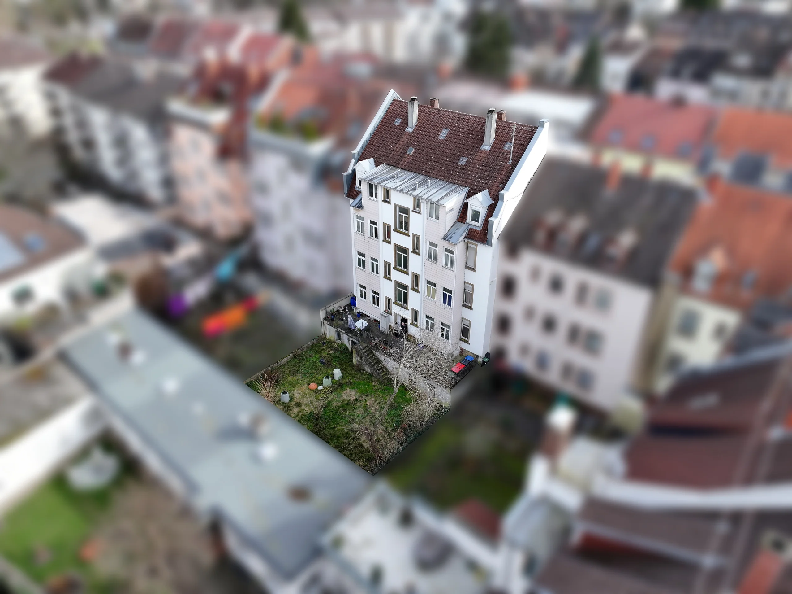 KA-Durlach / stilvolles & sanierungsbedürftiges Mehrfamilienhaus mit vielfältigem Potential & Ausbaureserven in zentraler Lage / 3 Wohnungen frei