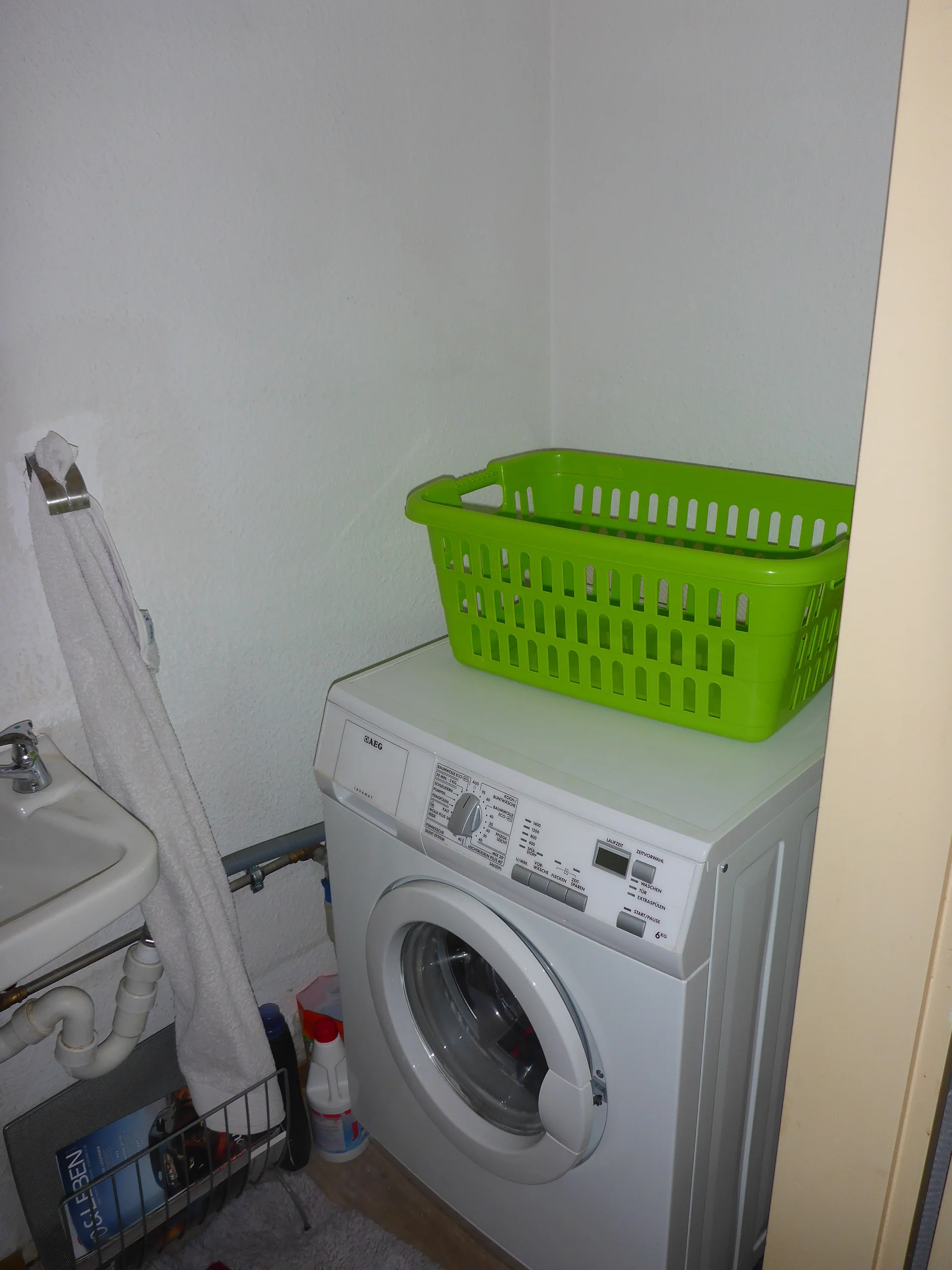 KA-Bergwald / schöne 3-Zi-Wohnung mit zwei Süd-Balkonen & Garage in gepflegter Wohnanlage / vermietet